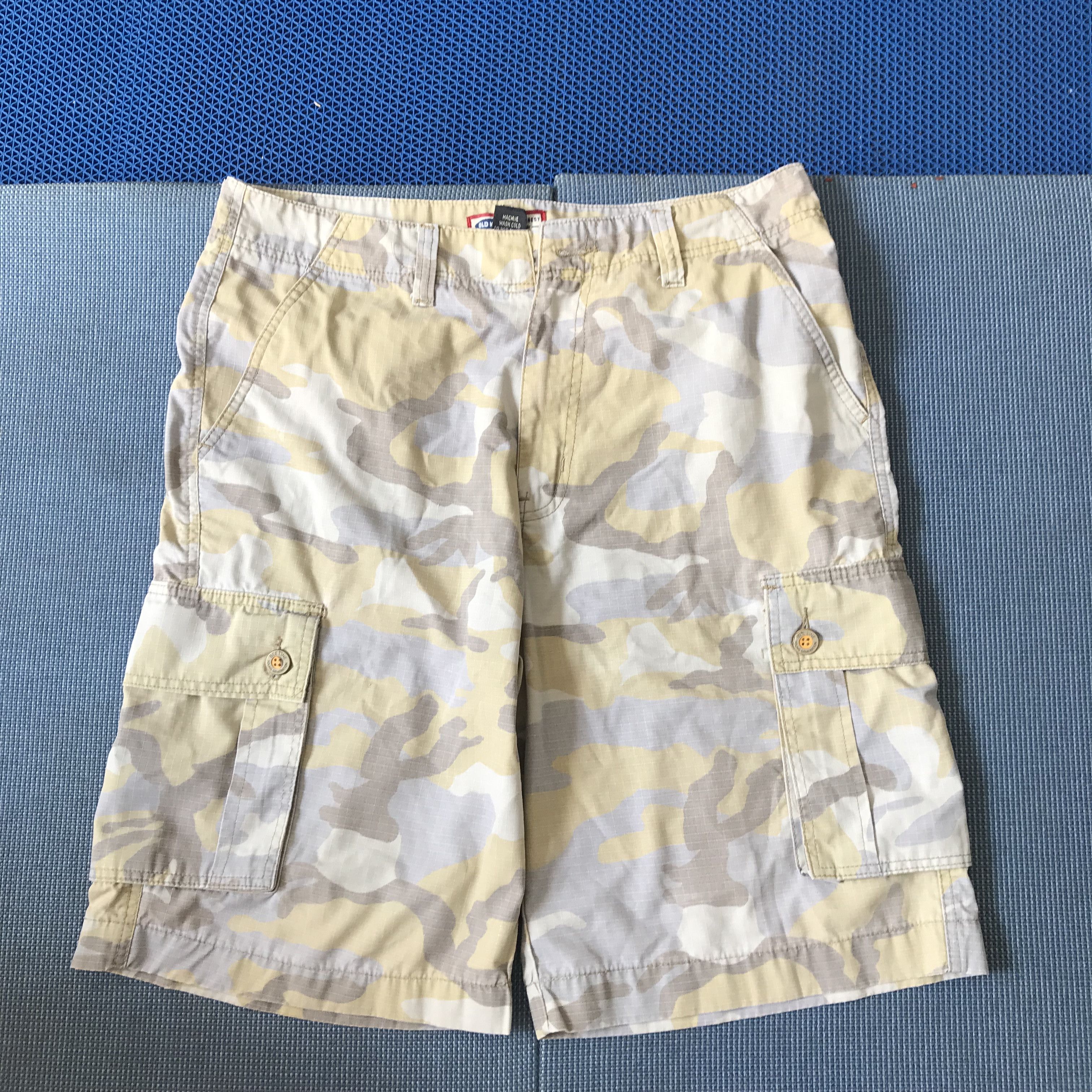Old Navy Old Navy Blue Jeans Camouflage Military Shorts Cargo pants Size US 32 / EU 48 - 7 Thumbnail
