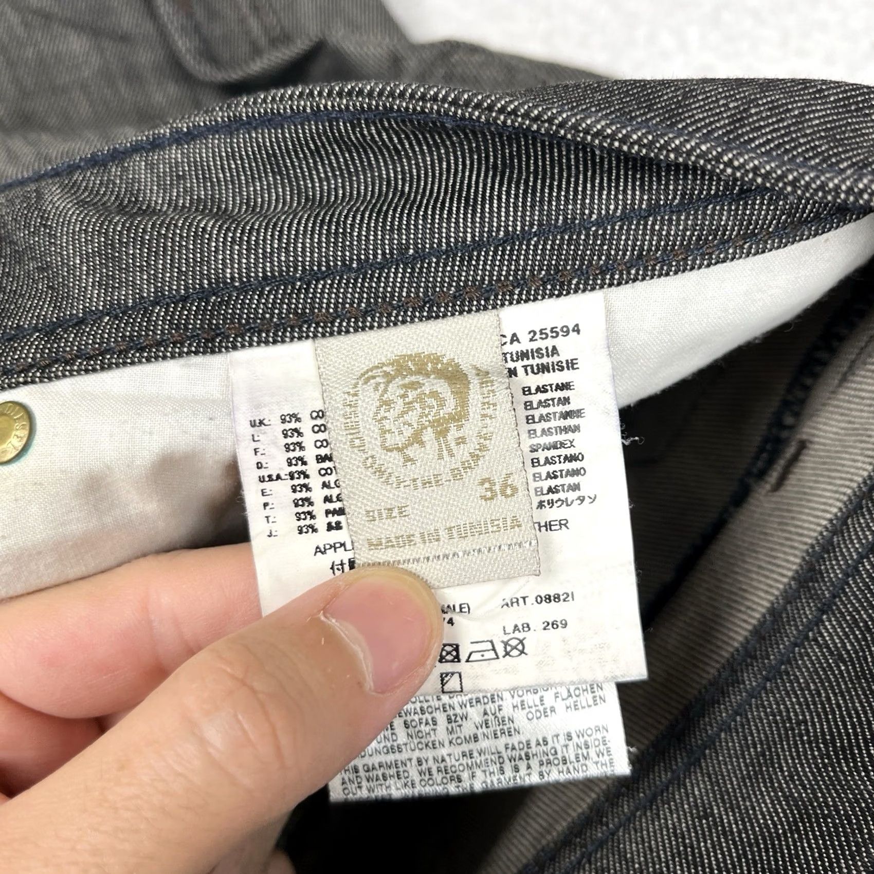 Diesel Diesel Darron Jeans Mens 36x32 Tagged Regular Slim-Tapered Blue Denim Pockets Logo Wash 0882 38x29 Size US 36 / EU 52 - 3 Thumbnail