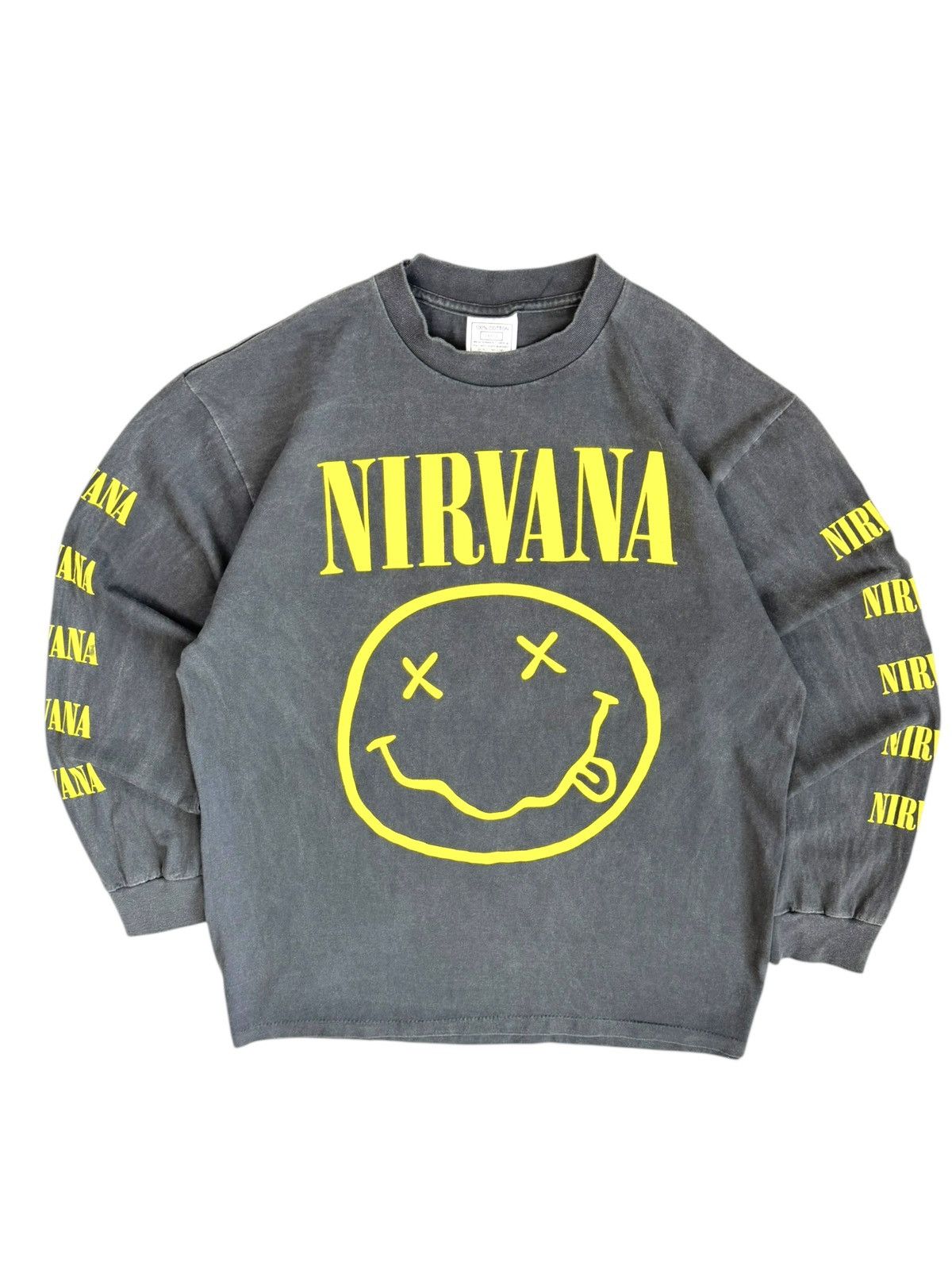 Band Tees Vintage 90s Nirvana Yellow Smiley Gray Faded Long sleeve Size US L / EU 52-54 / 3 - 1 Thumbnail