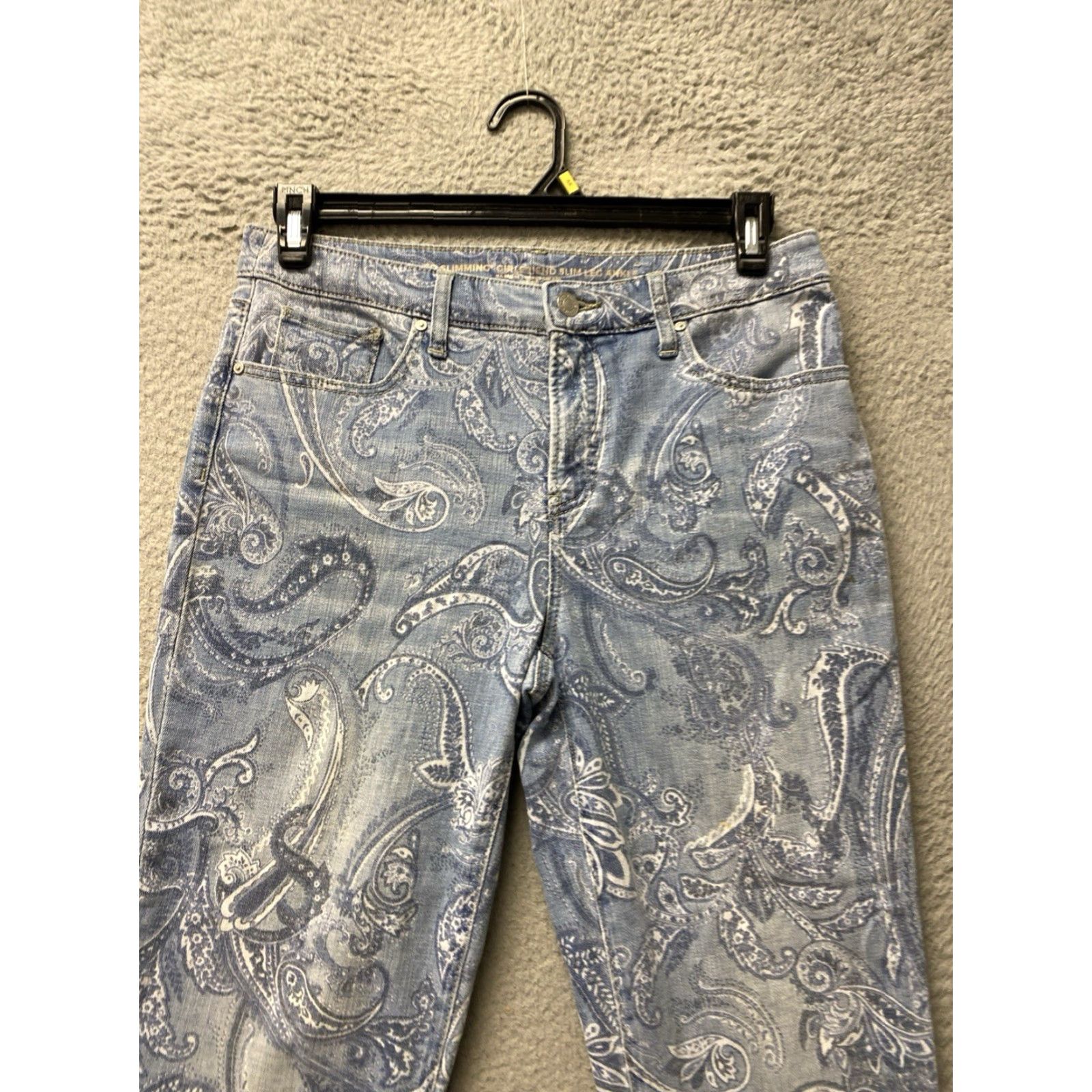 Vintage Chico's So Slimming Crop Pants Pants 32x28 Women Slim White & Blue Inseam 28 in Cropped Stretch Slimming Size 35" - 2 Thumbnail