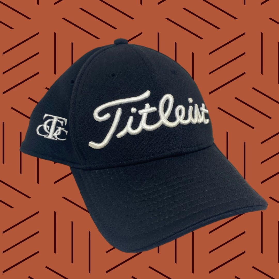 Titleist Titleist Golf Hat Fitted Medium/Large Black White Script *Course Logo* Stretch Unisex Adults M Black Golf Hat Size ONE SIZE - 1 Thumbnail