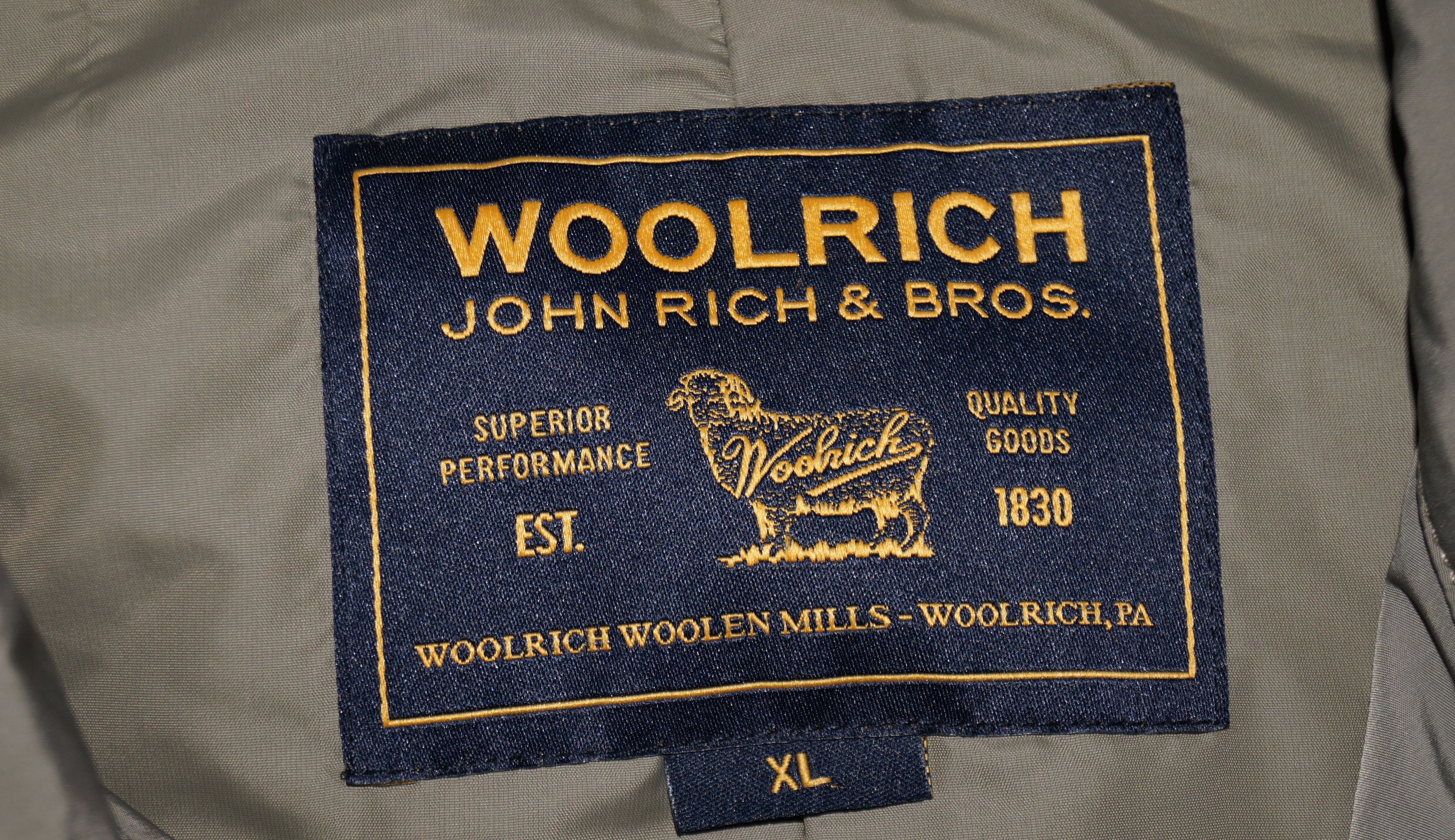 Woolrich Woolen Mills Woolrich men's light jacket size L Size US L / EU 52-54 / 3 - 15 Thumbnail