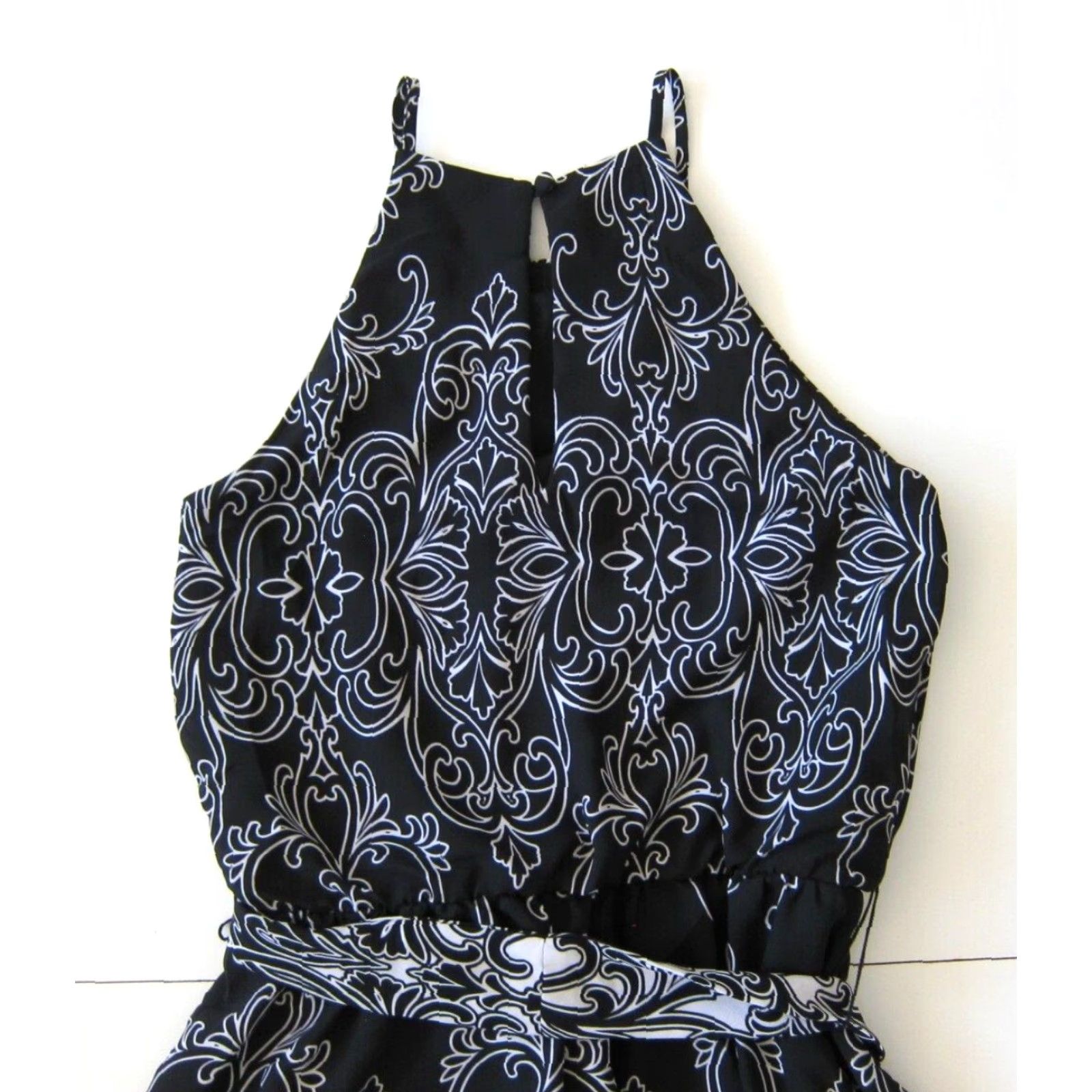 Vintage VINTAGE Bisou Bisou Black White Floral Sleeveless High Neck Empire Waist Sun Dress 2 Size XS / US 0-2 / IT 36-38 - 5 Thumbnail