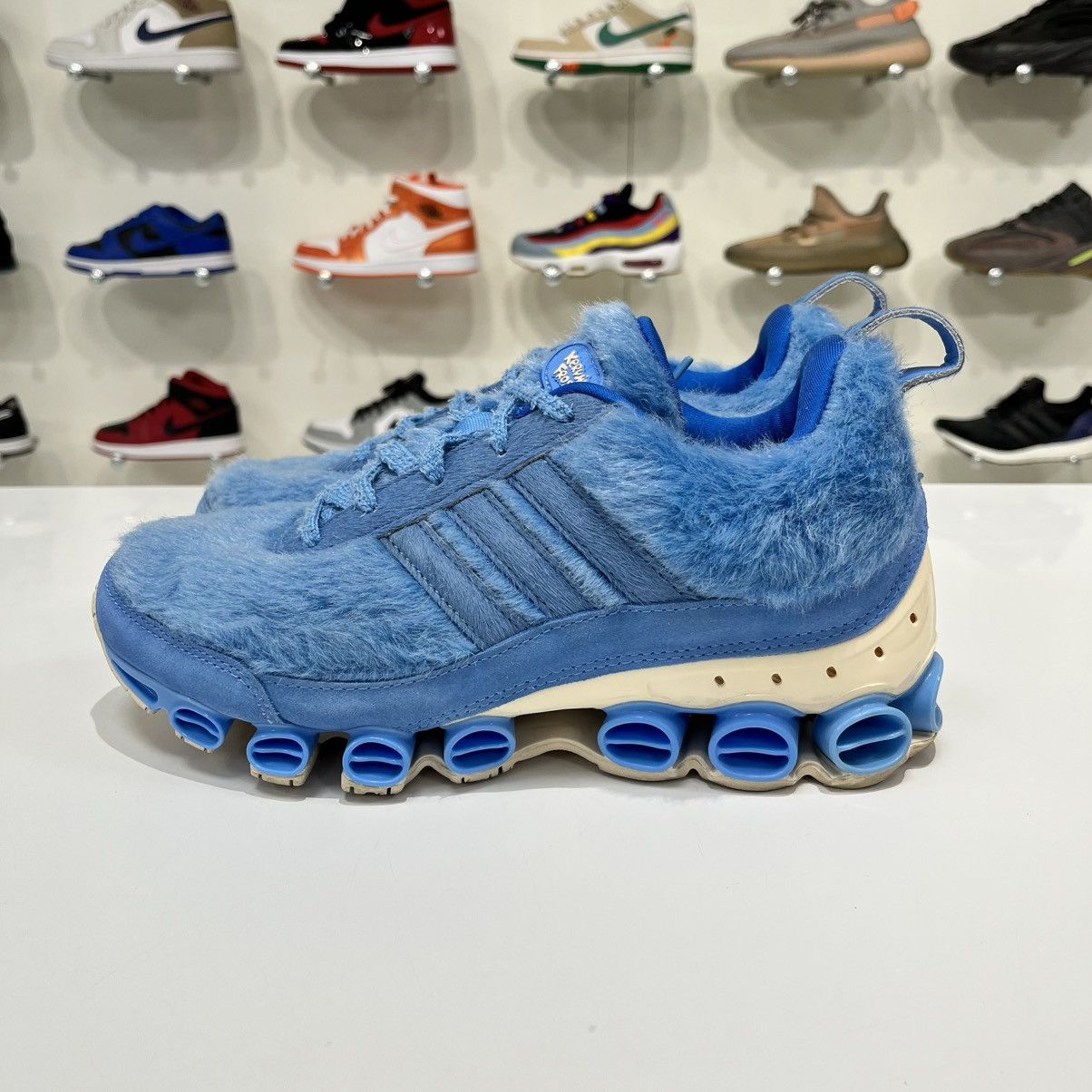Adidas Adidas Microbounce T1 Kerwin Frost Bright Royal Size US 7.5 / EU 40-41 - 3 Thumbnail