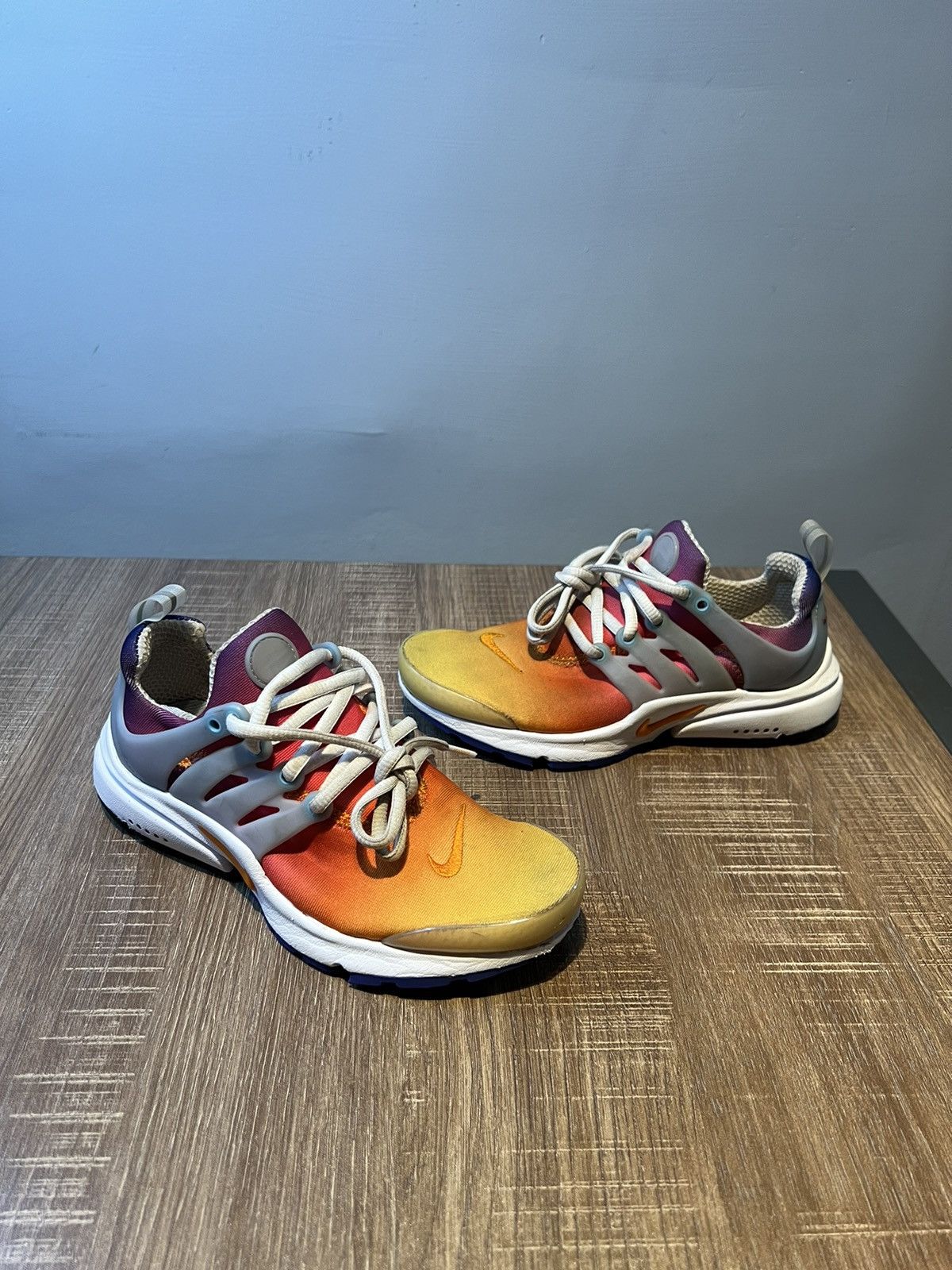 Nike Nike Air Presto Sunrise Sunset Size XXS (4.5-6.5) Women Size US 5.5 / IT 35.5 - 2 Thumbnail
