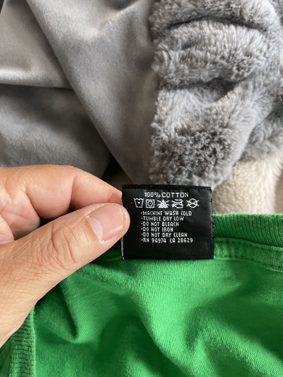 Undefeated UNDFTD Official Product Crewneck tee Size US L / EU 52-54 / 3 - 9 Thumbnail