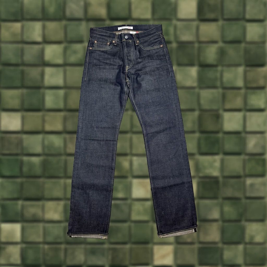 Uniqlo VINTAGE Uniqlo Jeans Denim Dark Indigo Selvedge Made Japan 2005 Men 29 x 32 Straight 5-Pocket Mens Size US 29 - 1 Thumbnail