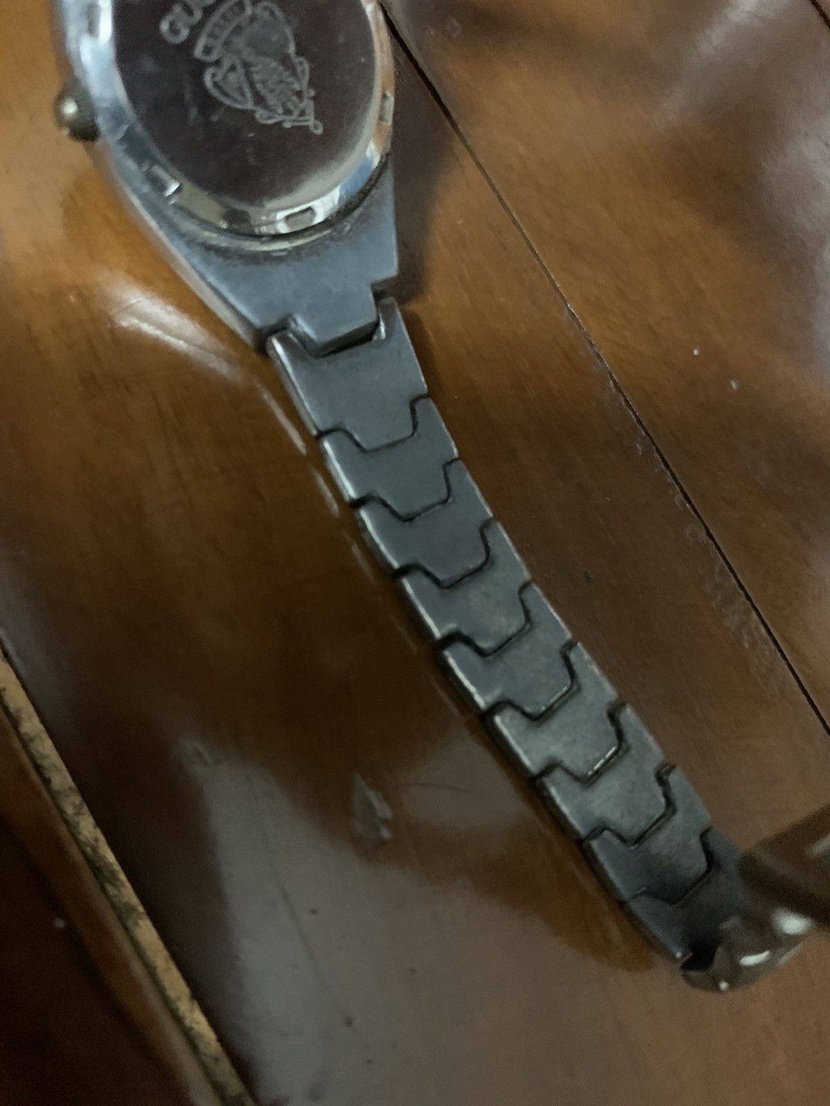Gucci Vintage Gucci quartz watch Size ONE SIZE - 9 Thumbnail