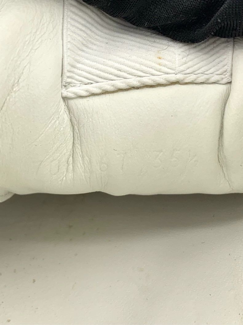 Gucci Gucci Size 35.5 Size 35.5 Sanskrit White Biscuit Shoes C Size US 5 / EU 37 - 6 Thumbnail