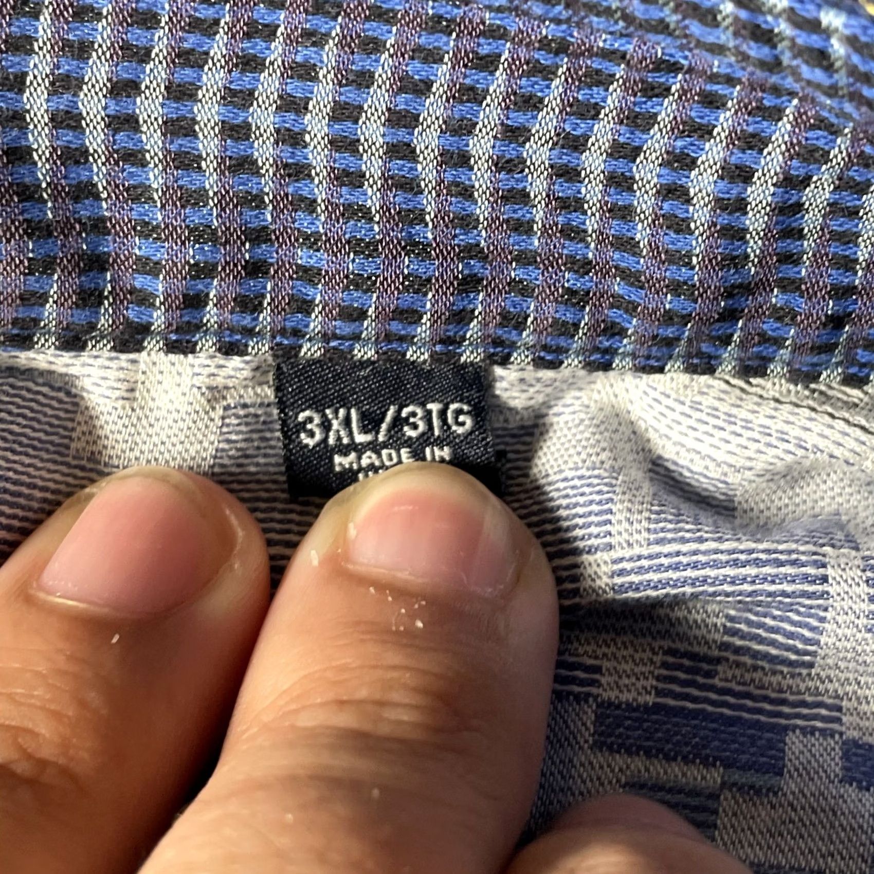 Robert Graham VINTAGE? No. Size 48R - 5 Thumbnail