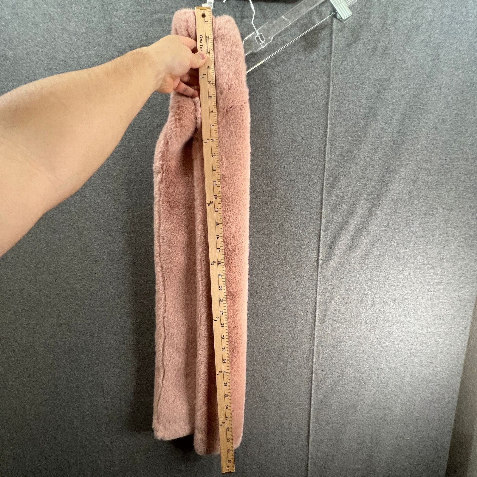 Other a new day Faux Fur Pink Stole Soft Scarf Women's Scarves Size ONE SIZE - 4 Thumbnail