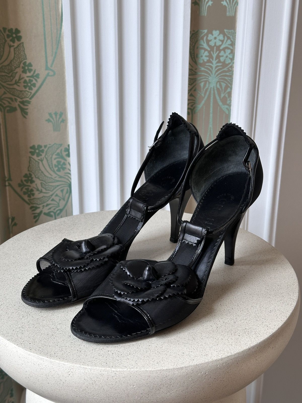 Chanel CHANEL Black Camellia Ankle Strap Mesh Leather Heels 42 Size US 11 / IT 41 - 3 Thumbnail