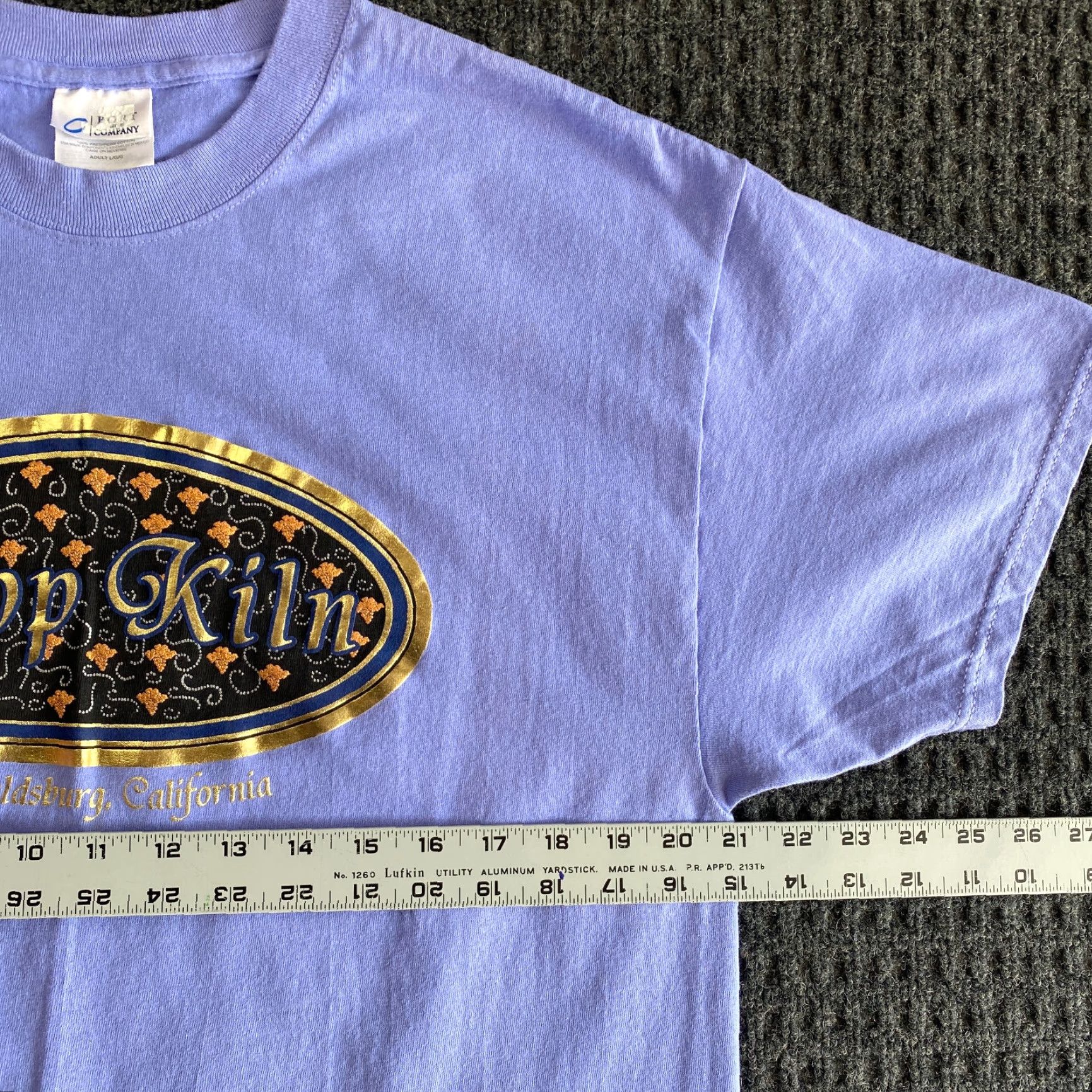 Port & Company VINTAGE Port & Company T-Shirt L Purple Gold Ornate Excellent Purple Size US L / EU 52-54 / 3 - 5 Thumbnail