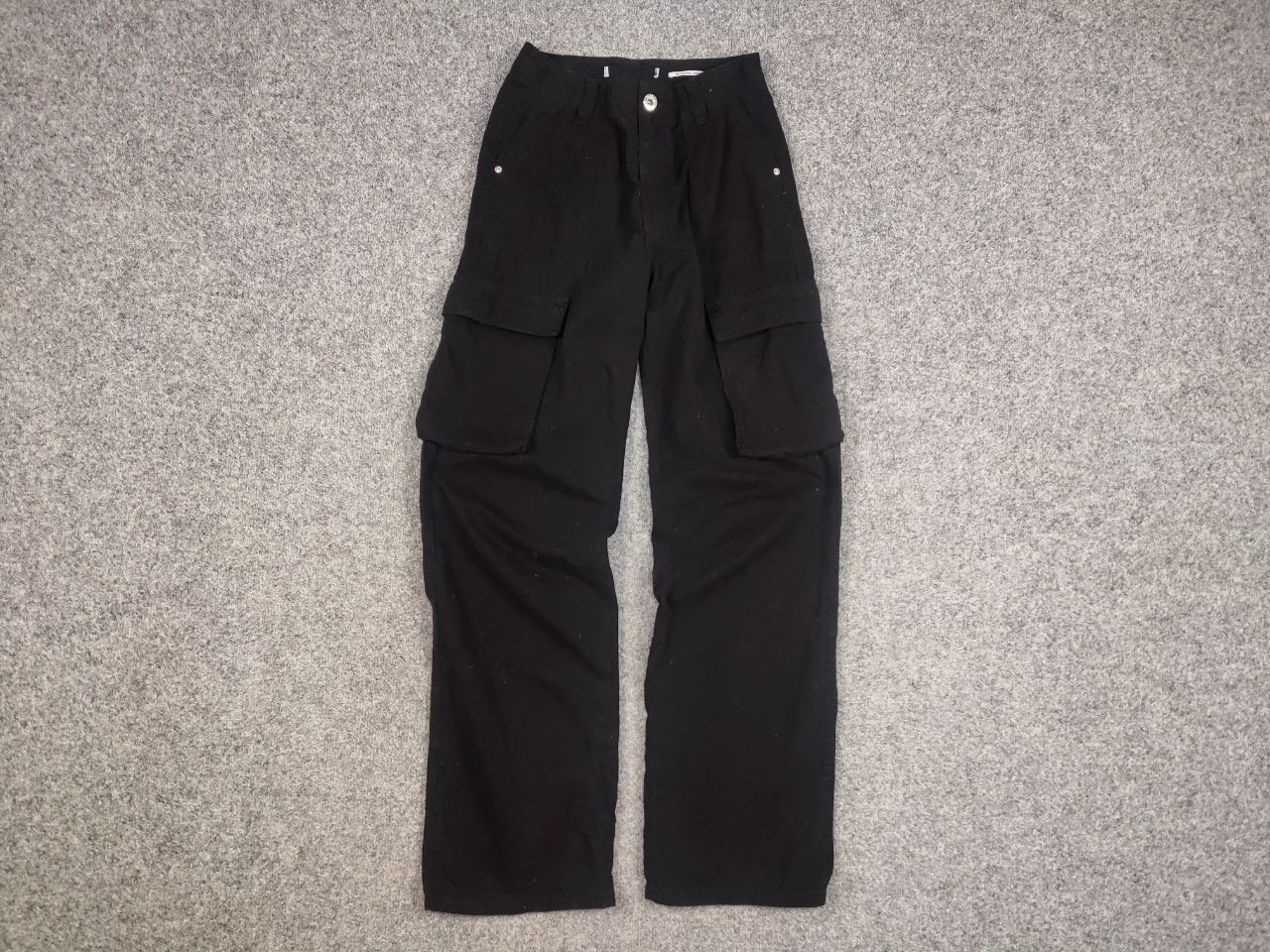 Japanese Brand Vintage Japanese Baggy Black Cotton Cargo Pants Y2K Style Size US 30 / EU 46 - 10 Thumbnail