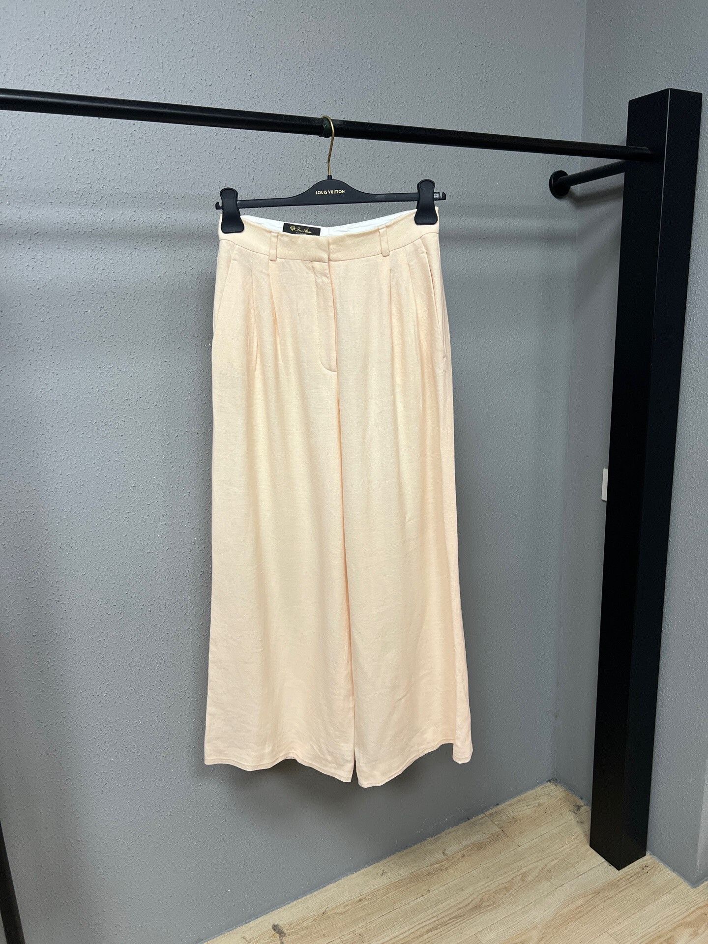 Loro Piana Loro Piana Linen Wide Leg Trousers Size 42" / US 20 - 1 Thumbnail