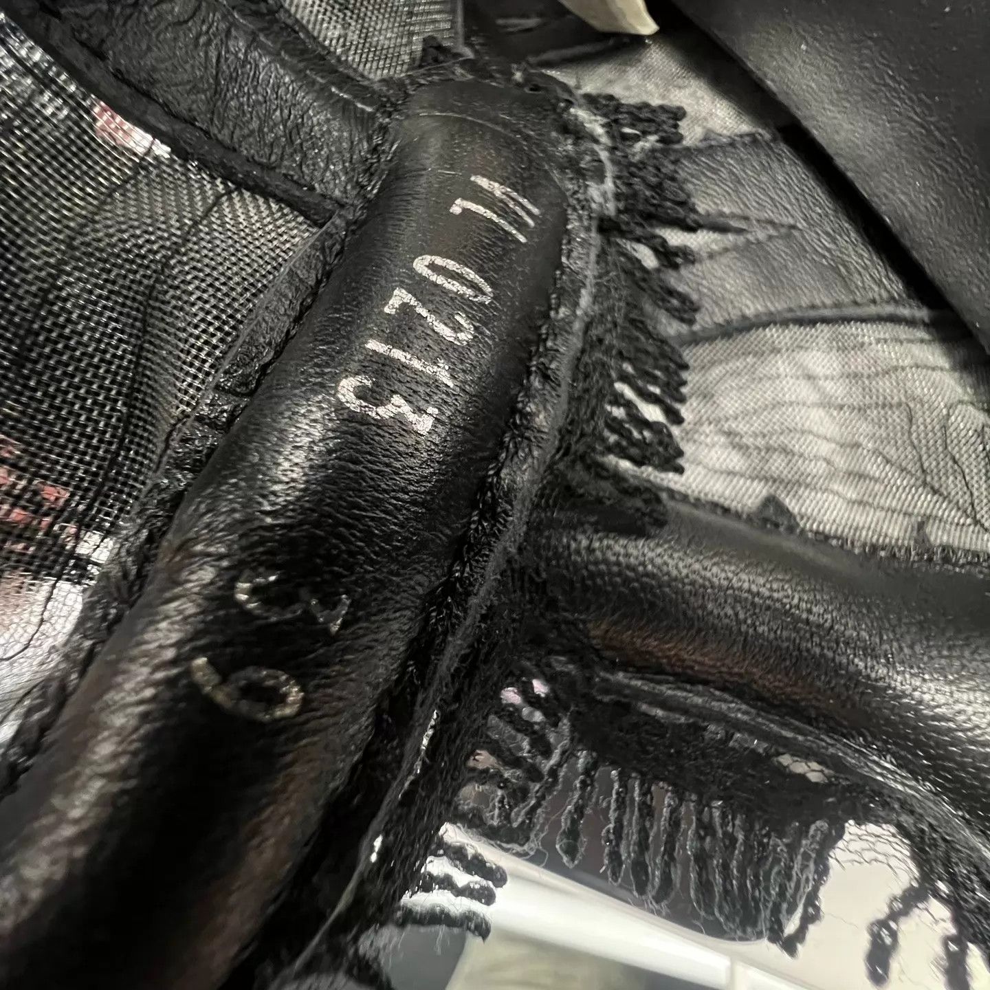 Louis Vuitton LV Archlight 2.0 Black Lace 39 99 new Size US 8.5 / IT 38.5 - 4 Thumbnail