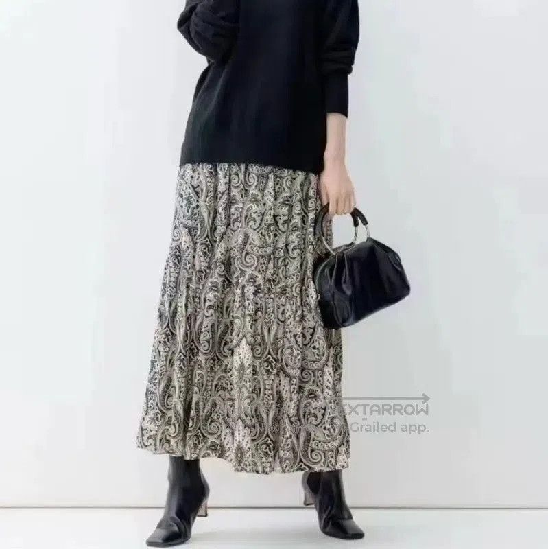 Burberry Burberry Multicolor Silk Blend Midi Skirt. Size 23" - 8 Thumbnail
