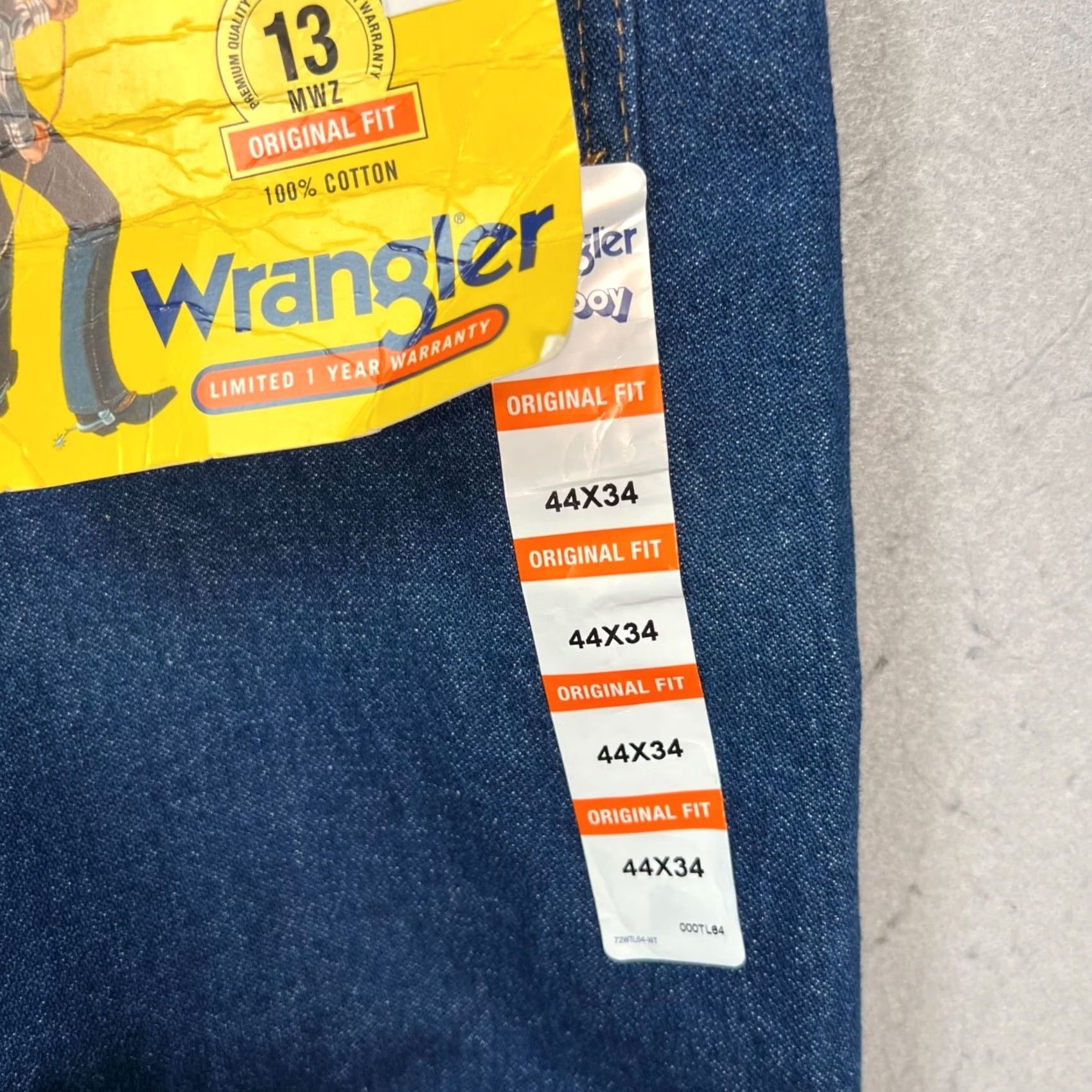 Wrangler Wrangler Mens Jeans 44 x 34 Cowboy Cut Original Fit Denim Blue 100% Cotton Regular Inseam 34in 5-Pocket Logo Cowboy Western Mens Jeans Size US 44 / EU 60 - 5 Thumbnail