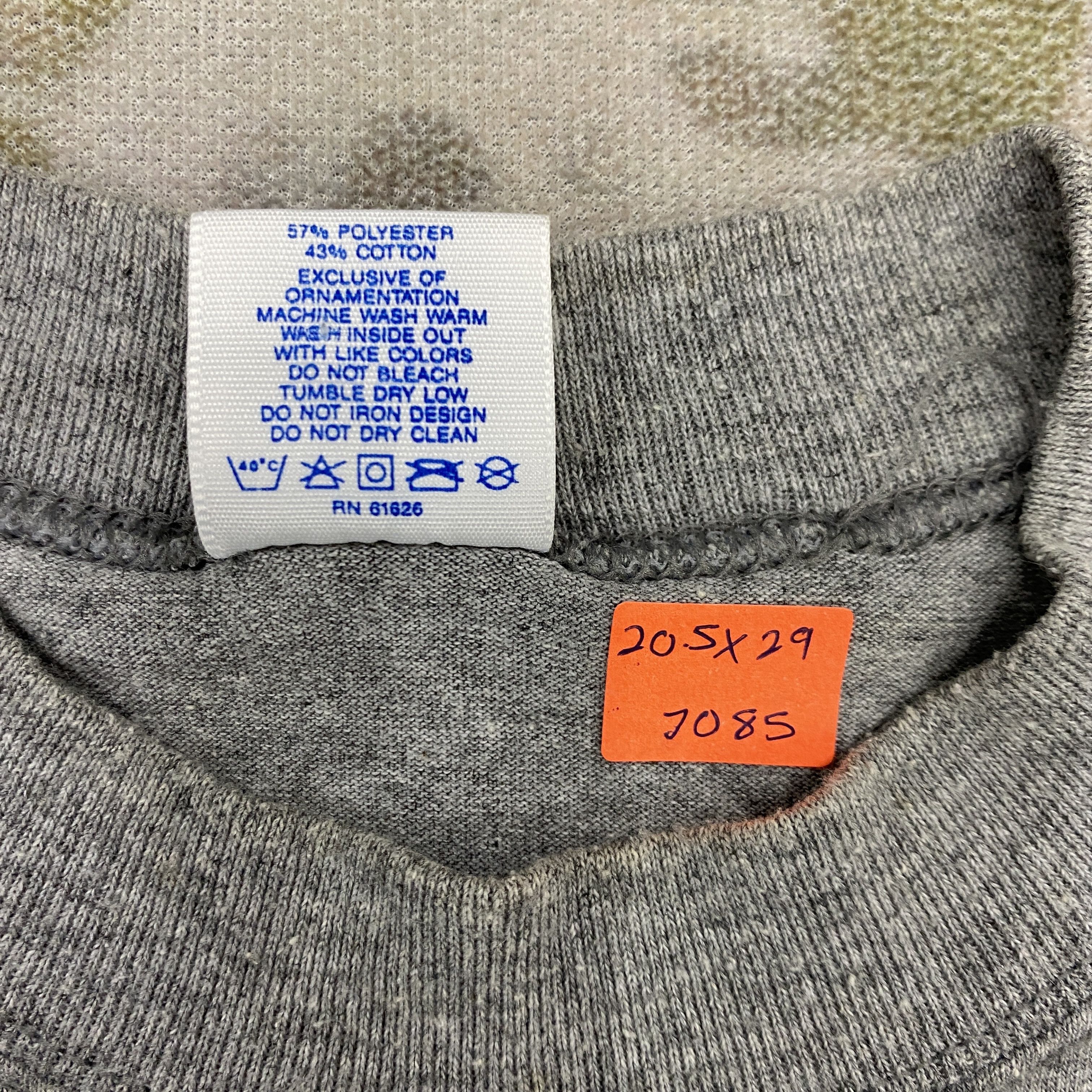 Mickey Mouse Vintage Mickey Mouse Made in USA Raglan Tshirt - J085 Size US M / EU 48-50 / 2 - 6 Thumbnail