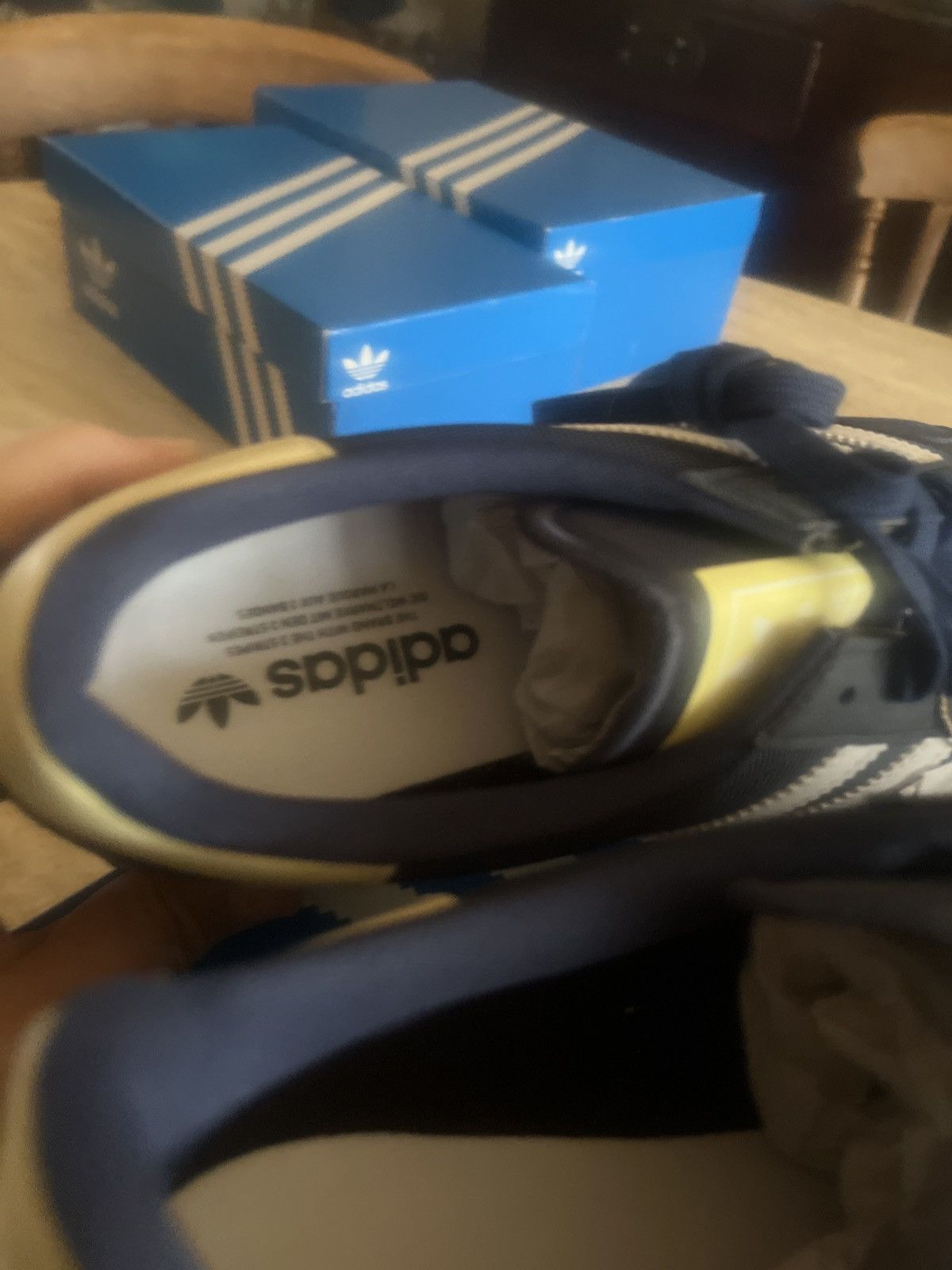 Adidas Adidas USA 84 Size US 10.5 / EU 43-44 - 7 Thumbnail