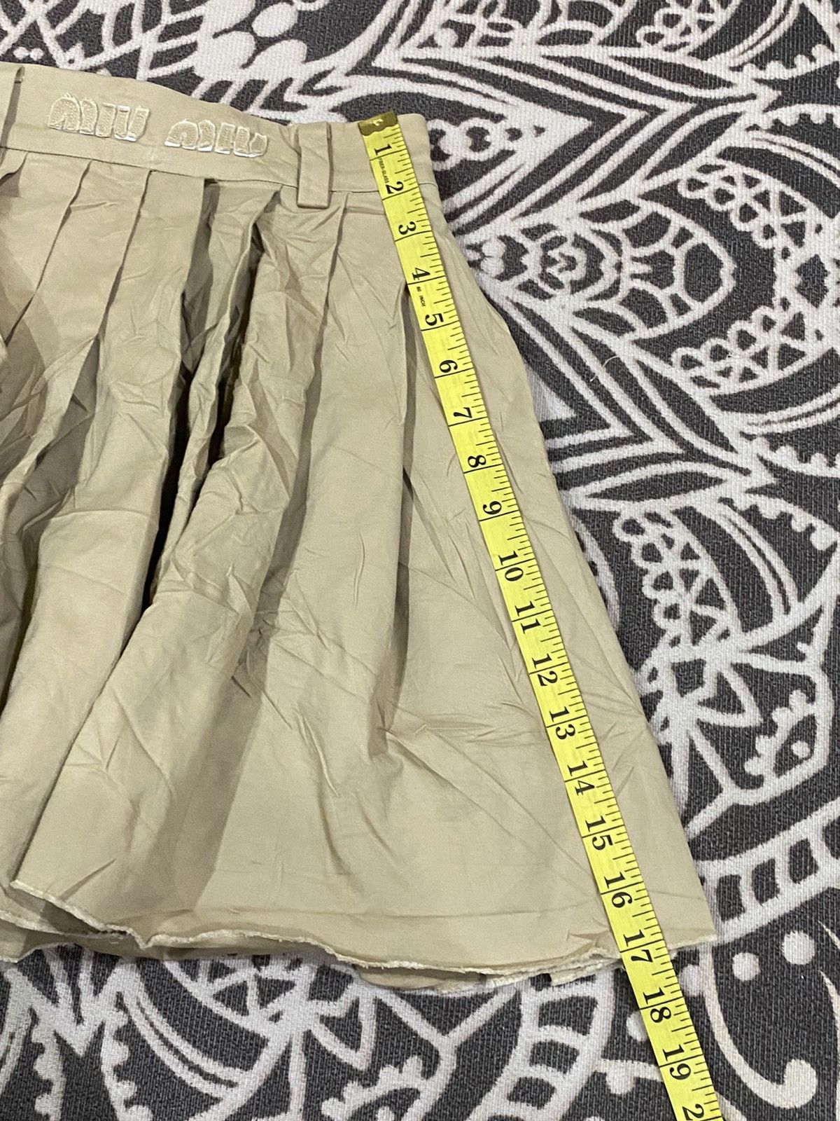Miu Miu MIU MIU EMBROIDERED PLEATED SKIRT Size 38" / US 16 / IT 52 - 7 Thumbnail