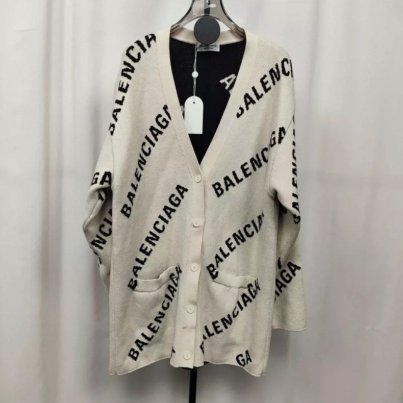 Balenciaga Balenciaga Knitted cardigan sweater full of logo Size US XS / EU 42 / 0 - 1 Thumbnail