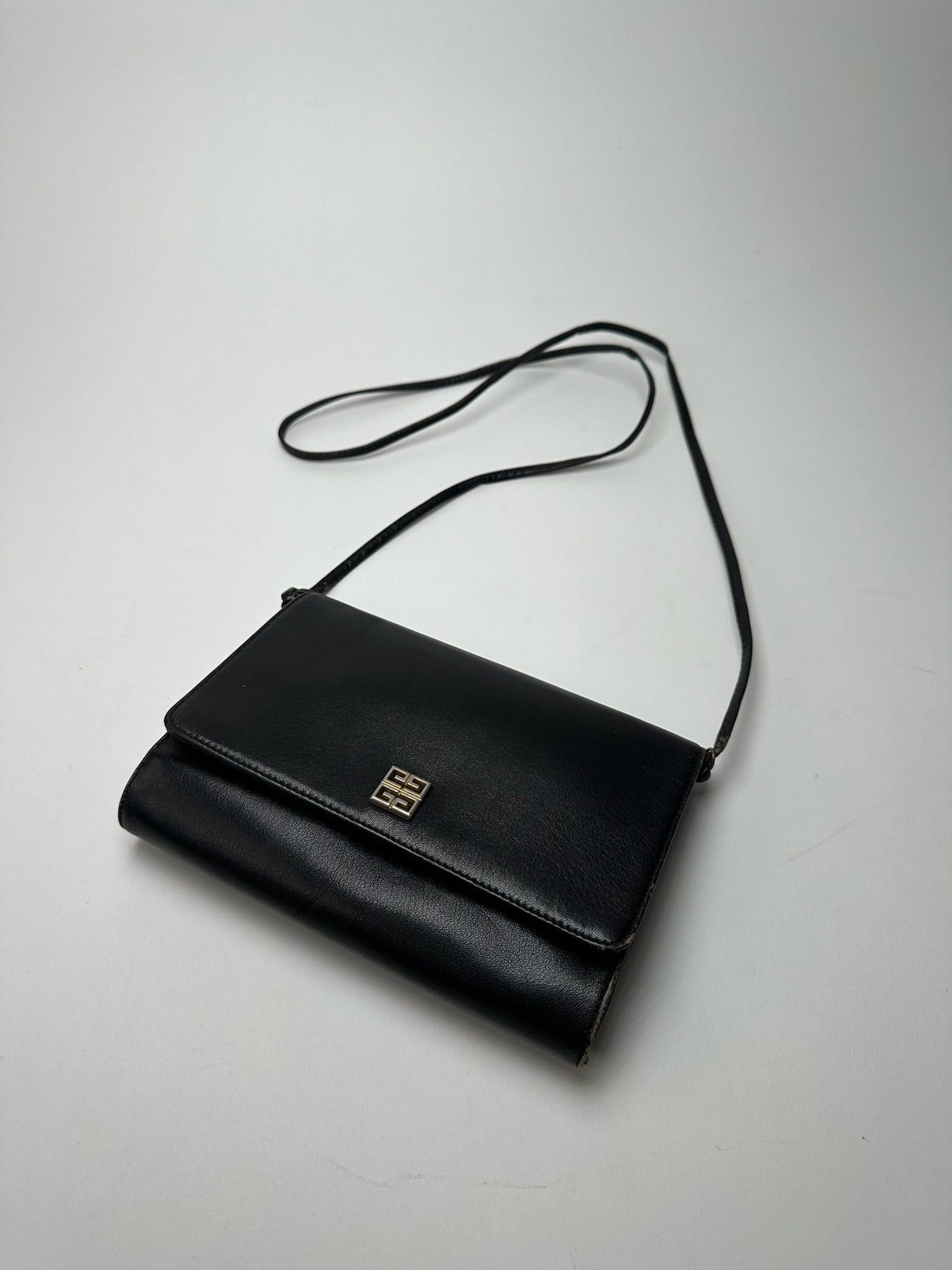 Givenchy Vintage 4G leather bag black Size ONE SIZE - 1 Thumbnail
