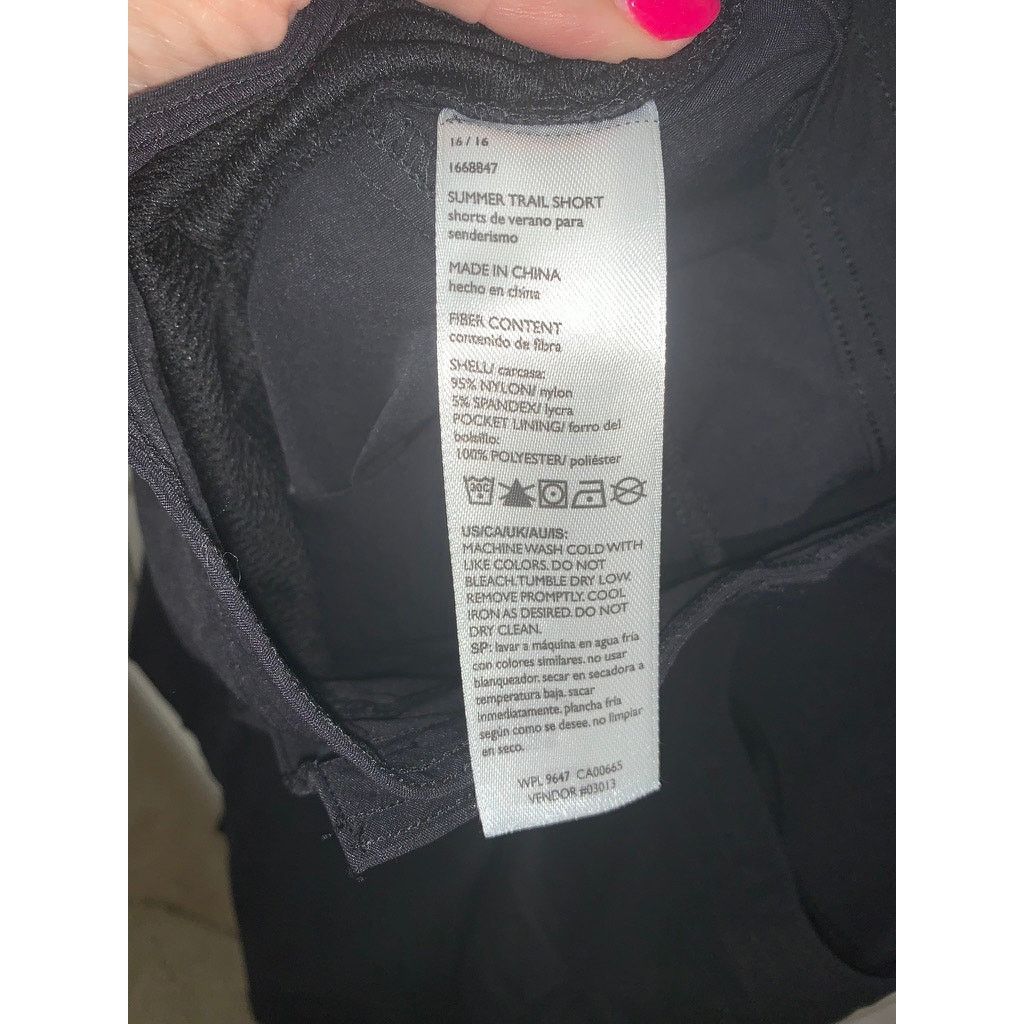Eddie Bauer Eddie Bauer Women's Cargo Trail Shorts Black Size 16 Casual Size 38" / US 16 / IT 52 - 5 Thumbnail