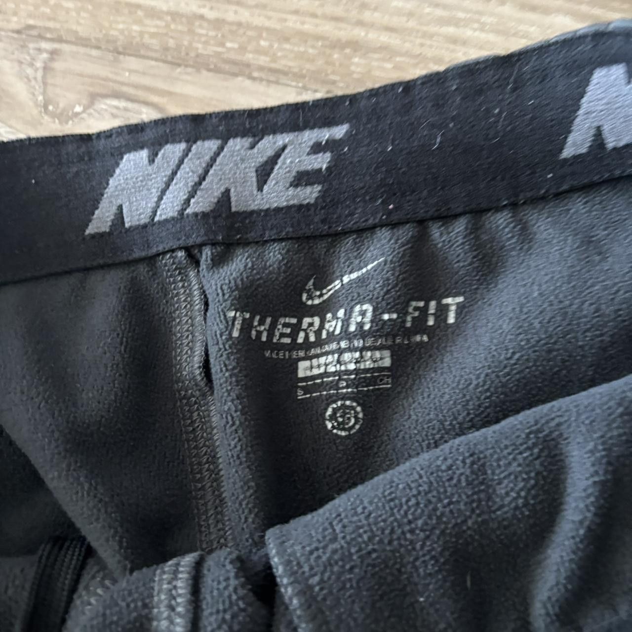 Nike Crazy Vintage Y2K/2000s Black Grey Nike Essential Track Pants! Size S Size US 32 / EU 48 - 7 Thumbnail