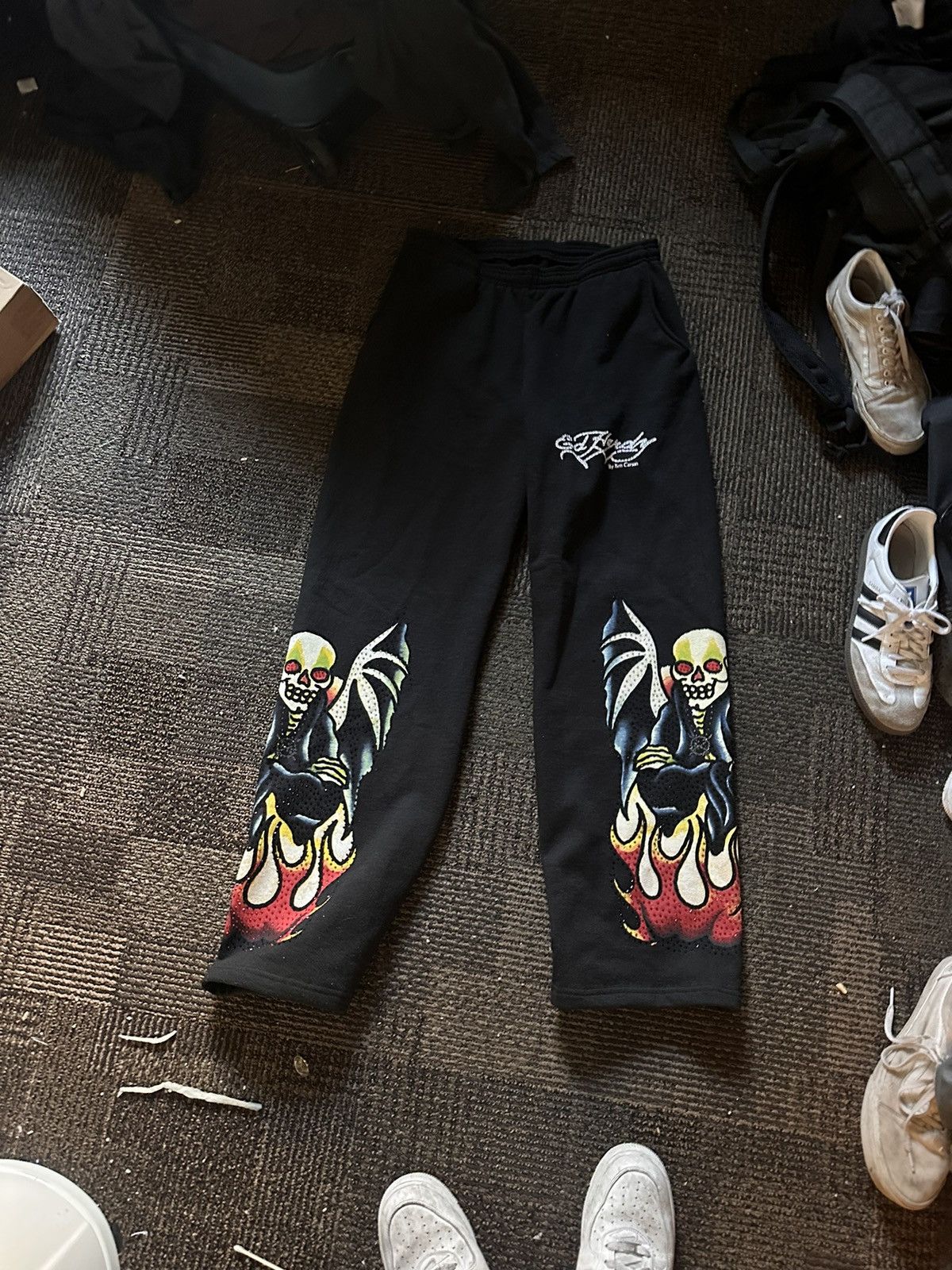 Complex × Ed Hardy × Ken Carson Large Ed Hardy x Ken Carson ComplexCon sweats Size US 36 / EU 52 - 1 Thumbnail
