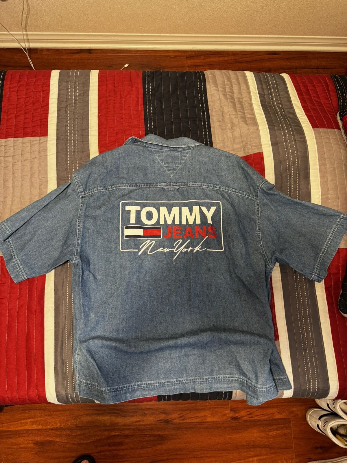 Tommy Hilfiger Tommy Hilfiger streetwear top Size US M / EU 48-50 / 2 - 1 Thumbnail
