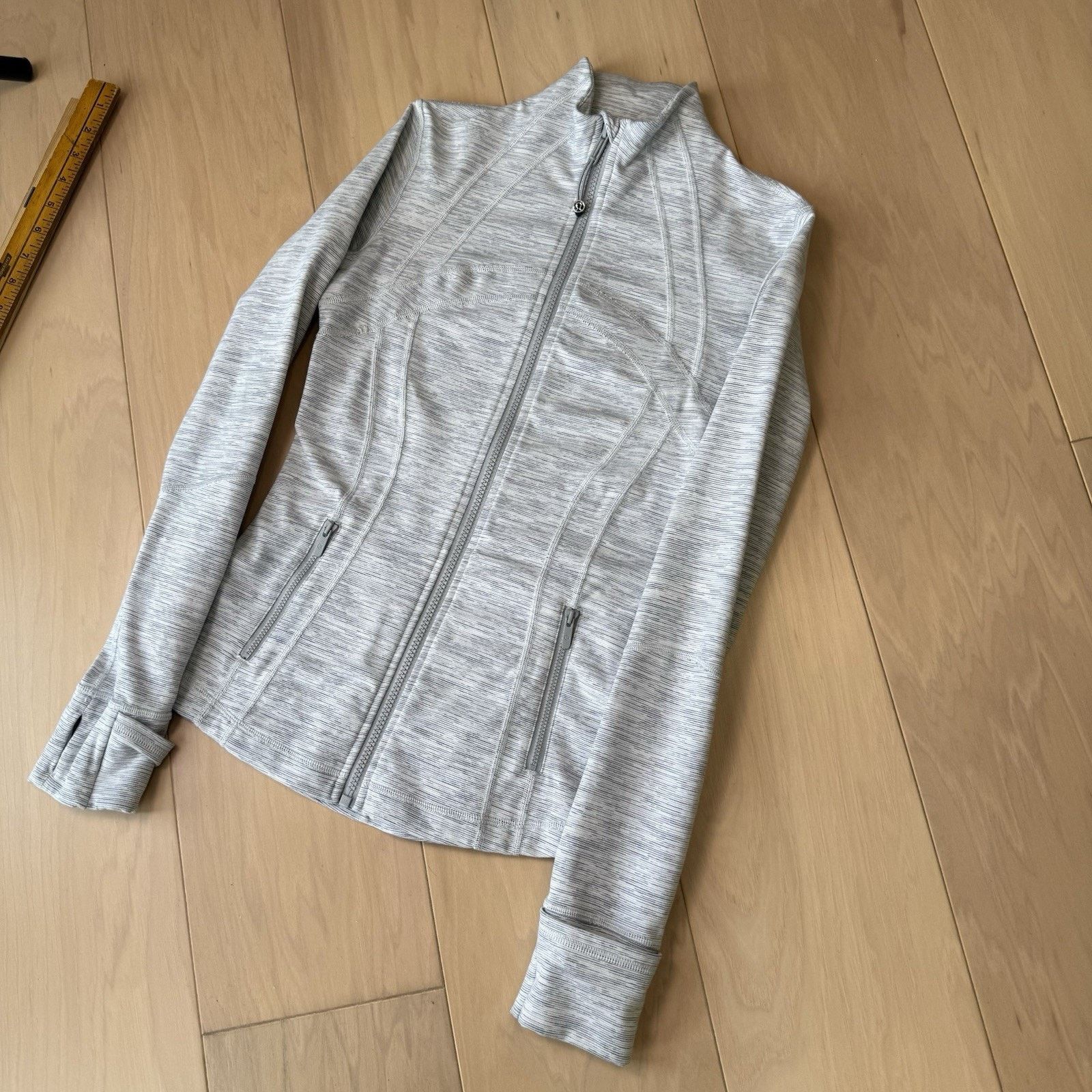 Lululemon Lululemon Define Jacket 4 Gray White Full Zip Workout Size S / US 4 / IT 40 - 10 Thumbnail