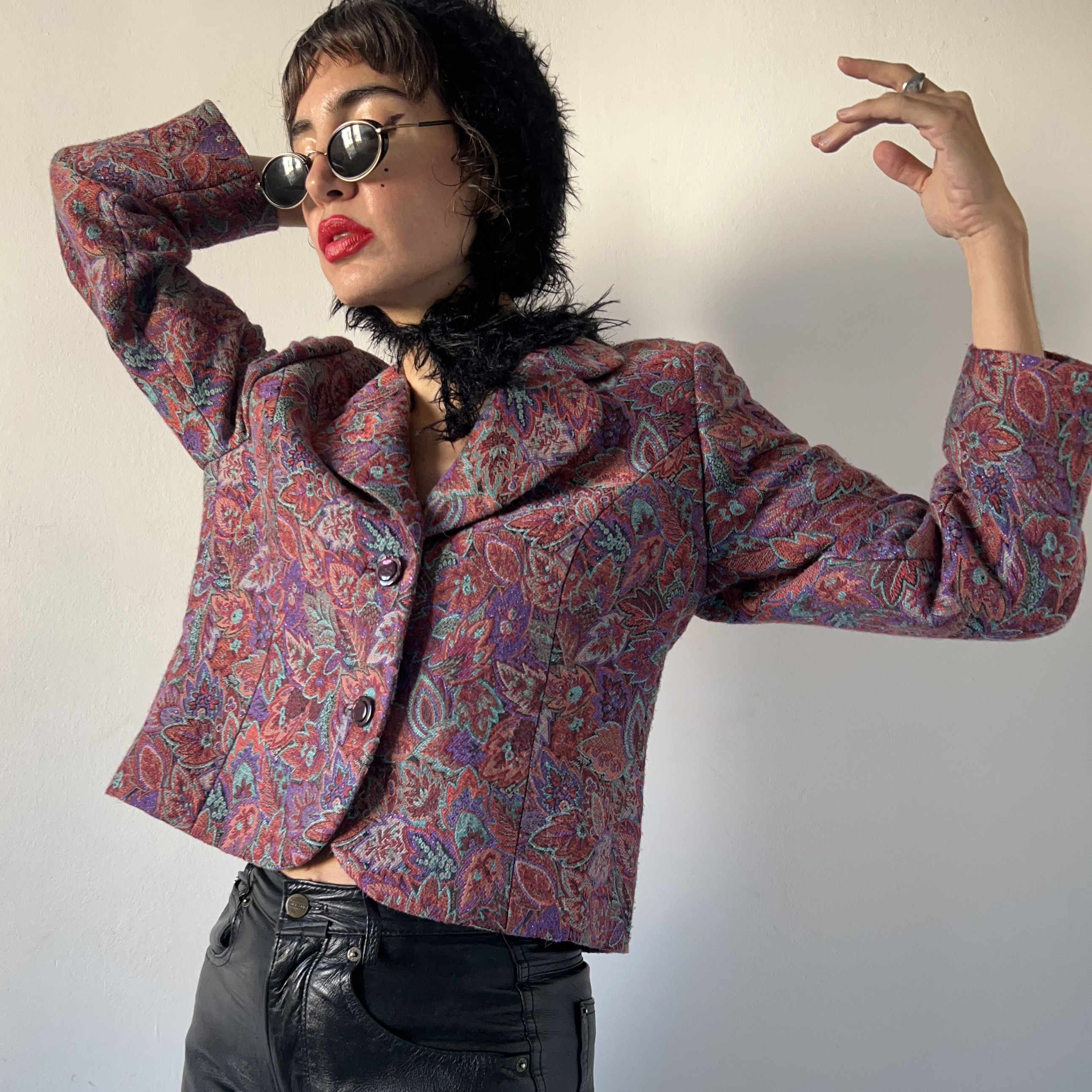 Vintage Vintage tapestry floral crop blazer Size M / US 6-8 / IT 42-44 - 5 Thumbnail