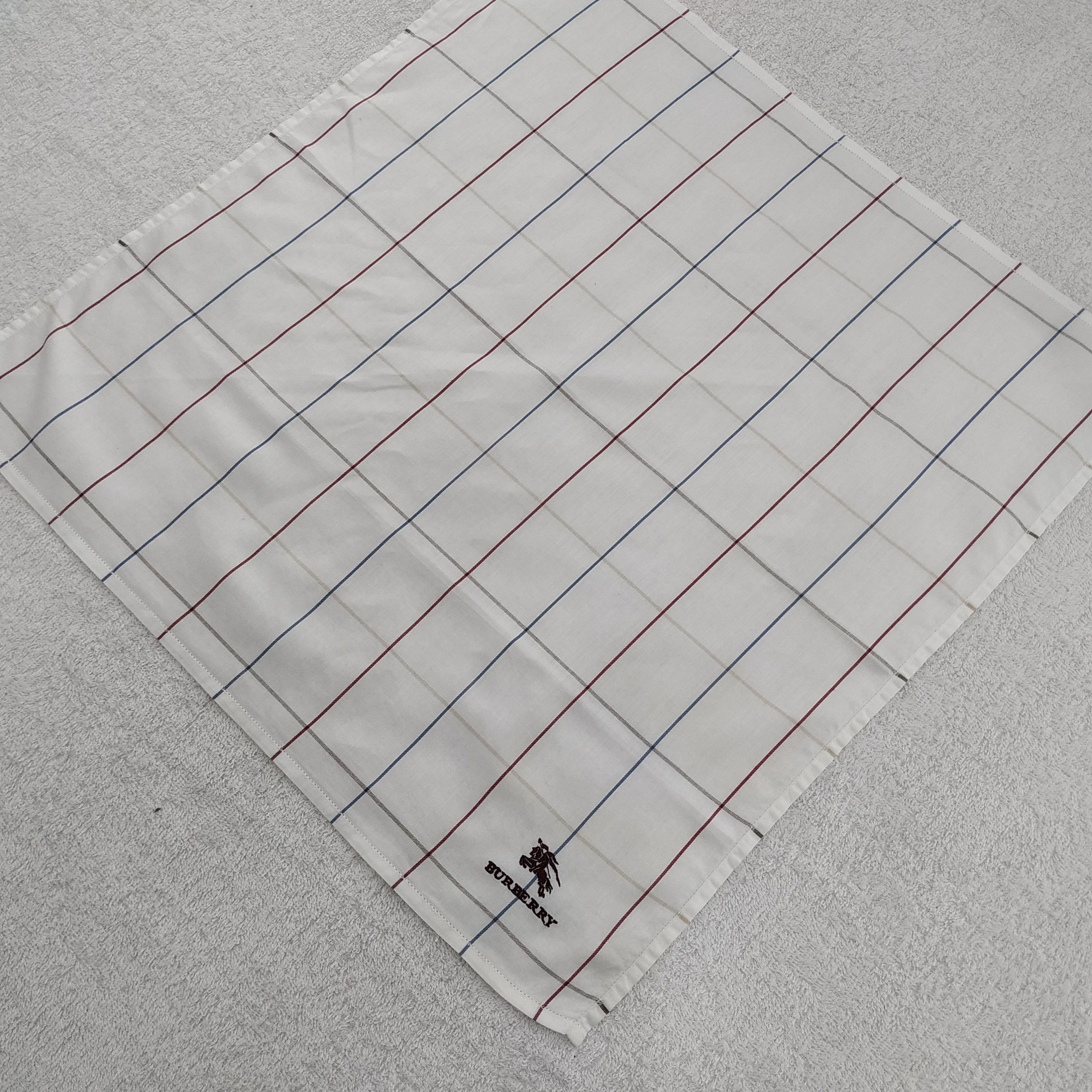 Burberry × Vintage Burberry Bandana / Handkerchief / Neckerchief - S001 Size ONE SIZE - 2 Thumbnail