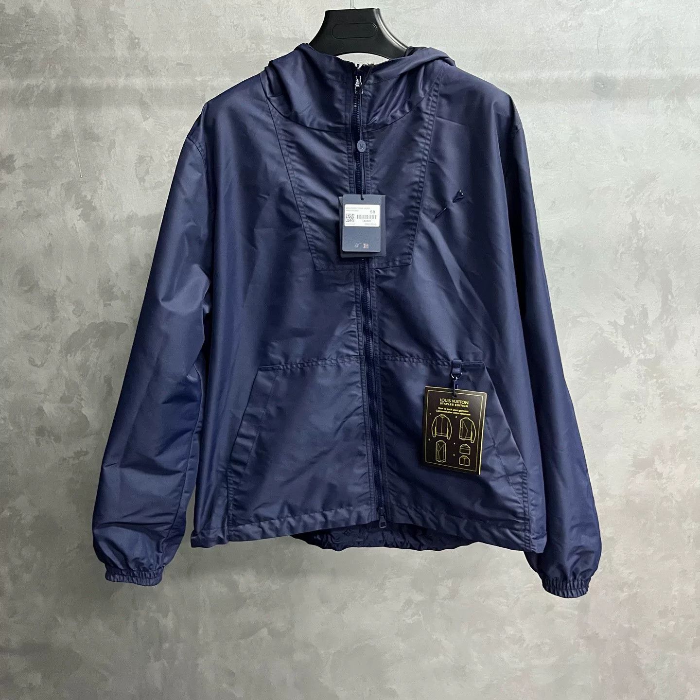 Louis Vuitton Louis Vuitton Retro Printed Blue Light Jacket xs Men Size US XS / EU 42 / 0 - 1 Thumbnail