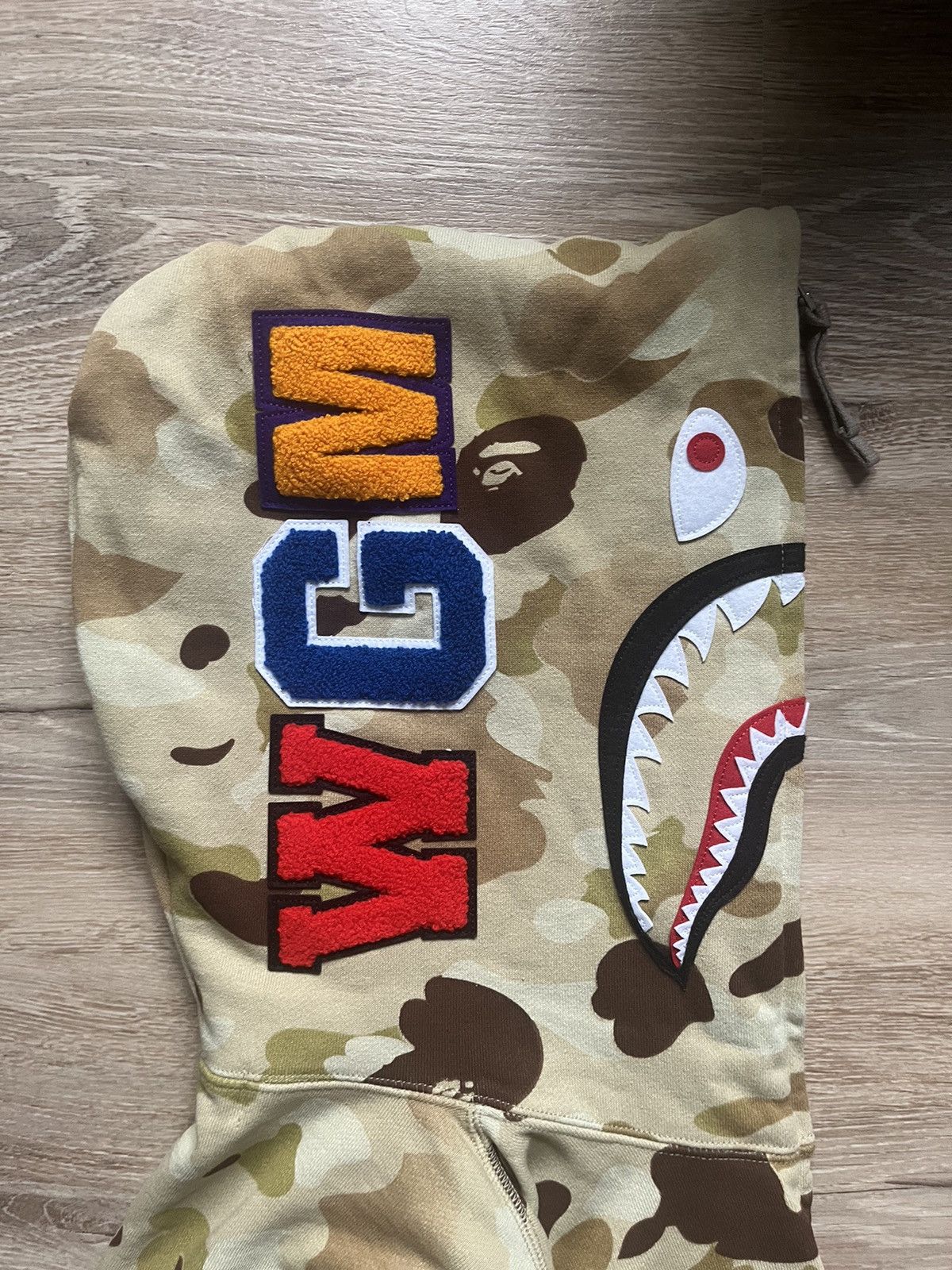 Bape Babe shark camo hoodie luxury designer streetwear y2k rare Size US S / EU 44-46 / 1 - 5 Thumbnail