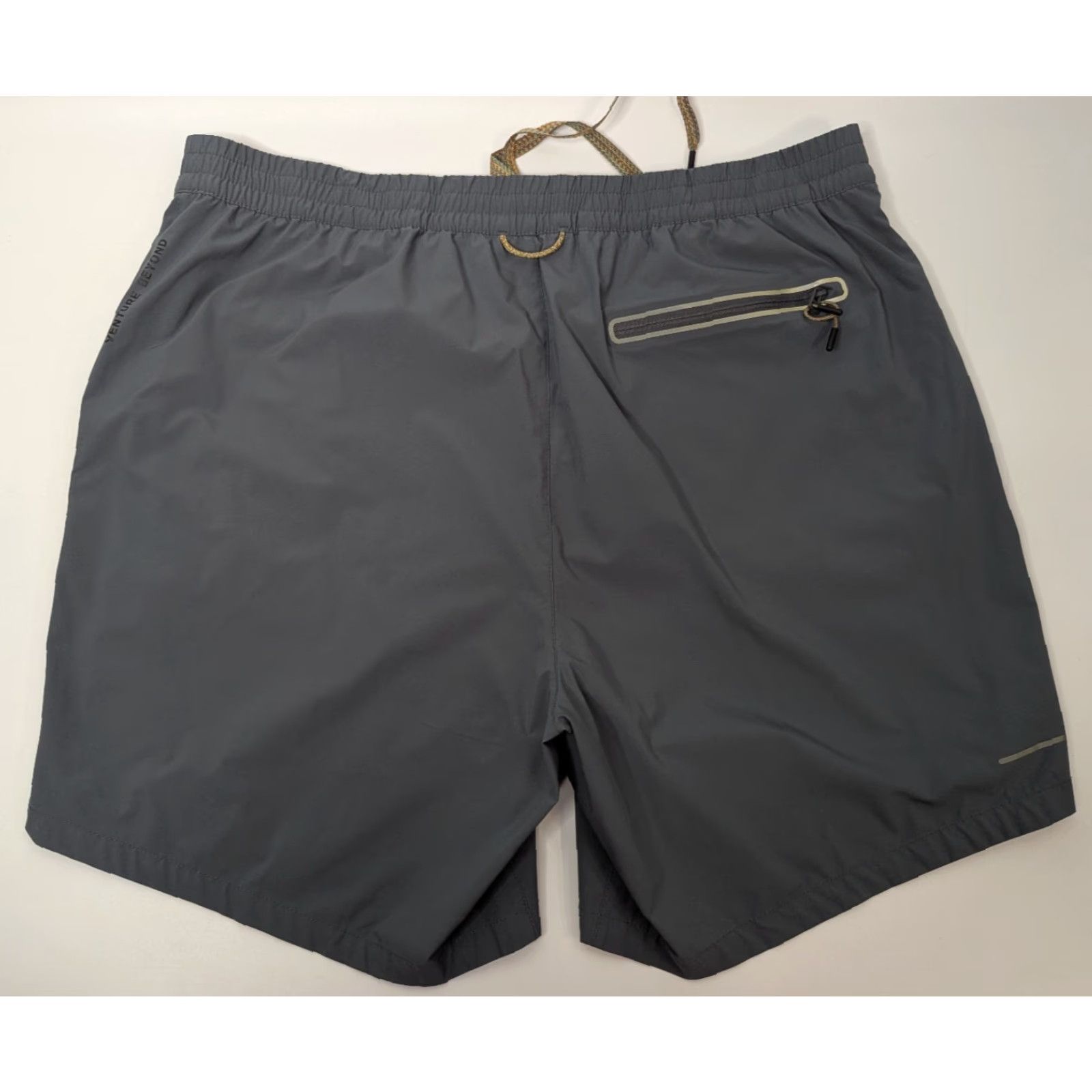 Vintage Backcountry 7In Lined Running Shorts Turbulence Mens Large Grey Polyester Athletic Drawstring Pockets Size US 33 - 2 Thumbnail