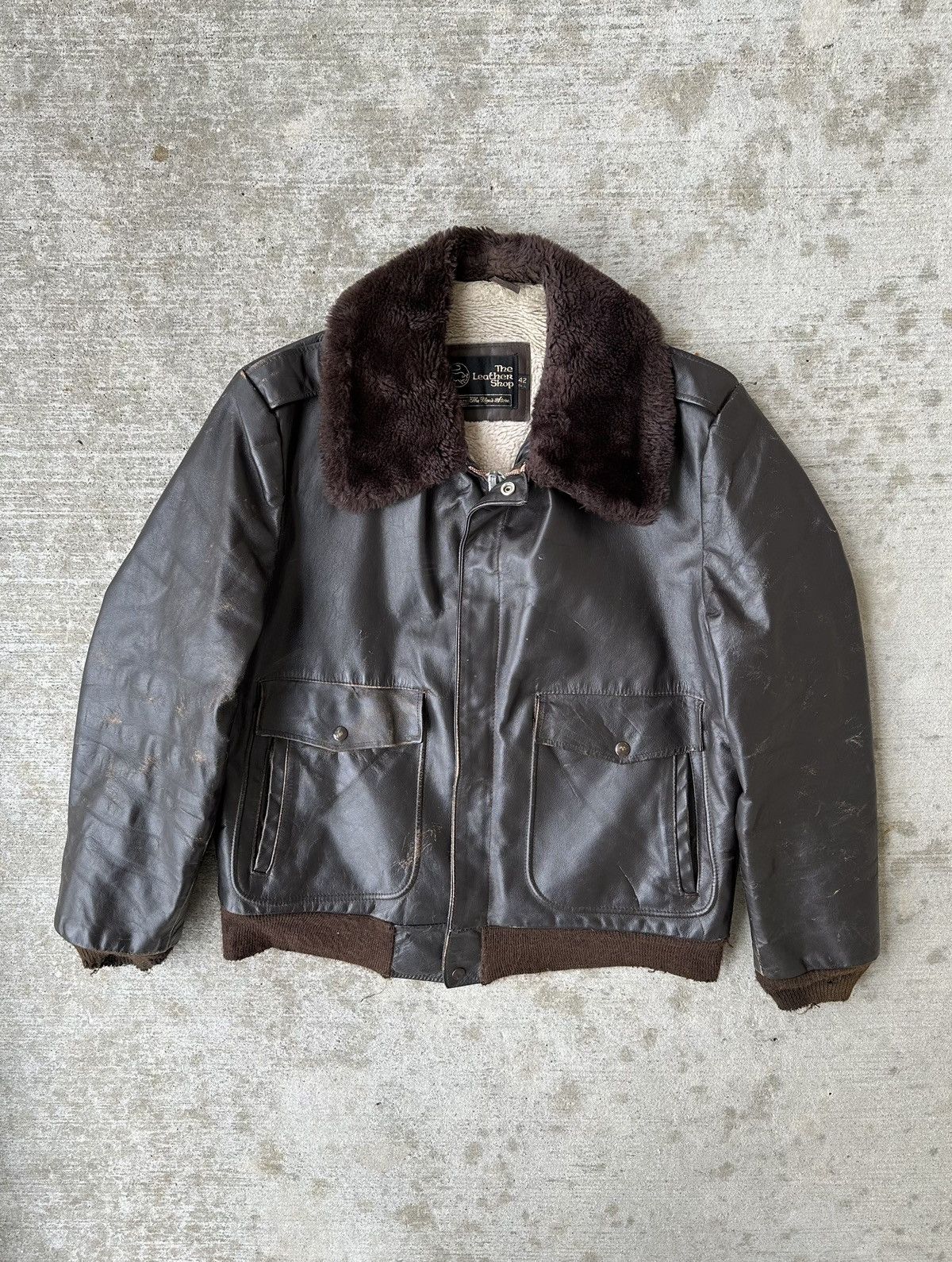 Genuine Leather 70s Shearling Fur-Lined Bomber Flight Jacket Size US L / EU 52-54 / 3 - 1 Thumbnail