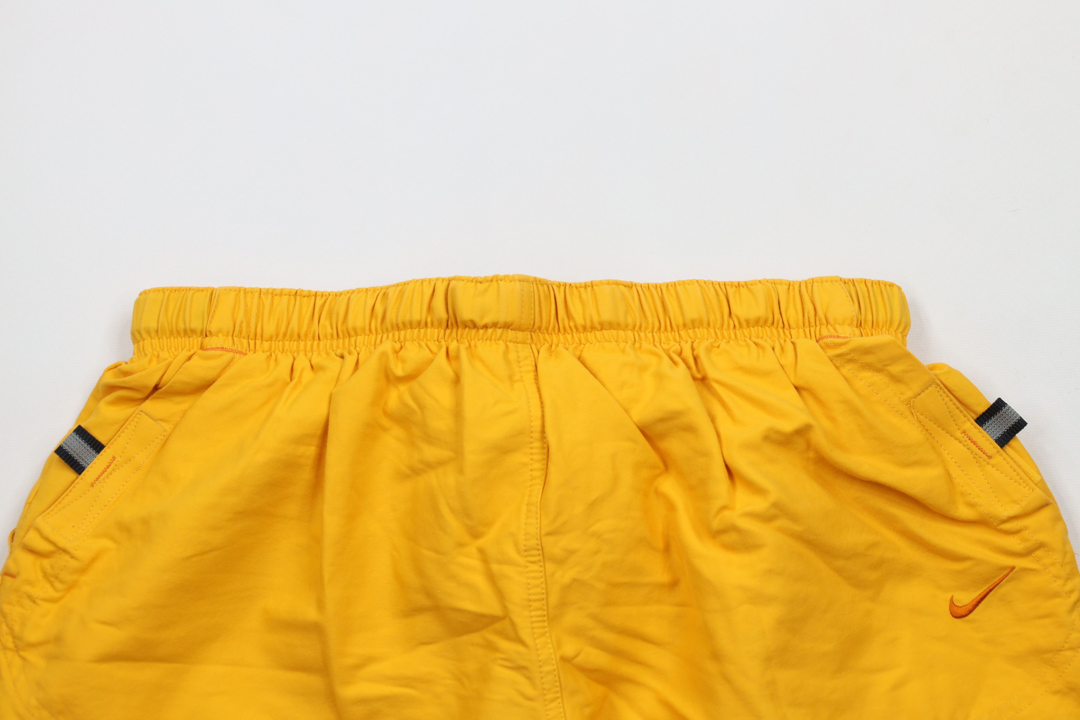 Nike × Vintage Vintage 90s Y2K Nike Mini Swoosh Belted Above Knee Shorts Size US 36 / EU 52 - 13 Thumbnail