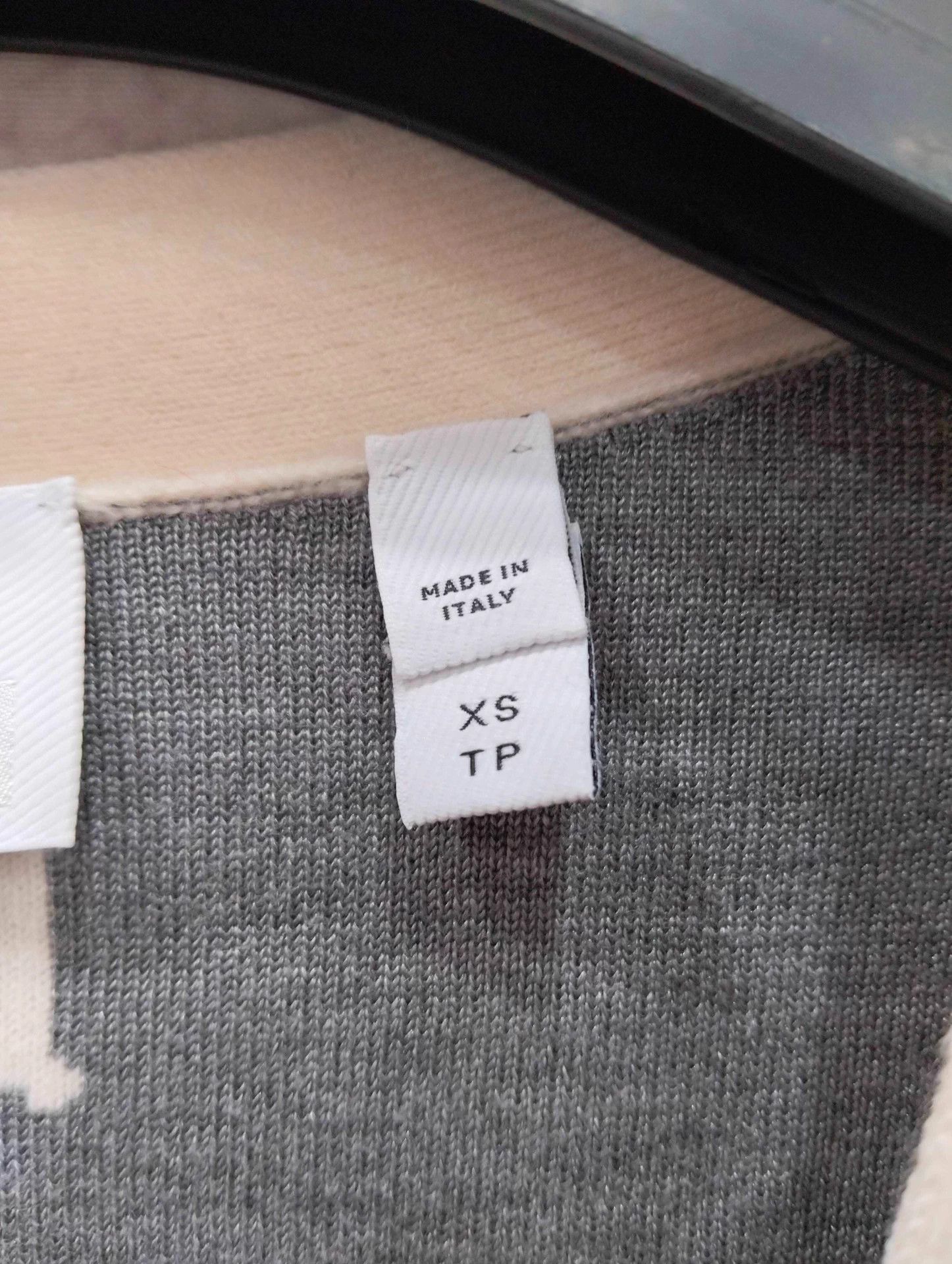 Burberry Burberry all over print wool knit cardigan XS 95 new Size US XS / EU 42 / 0 - 4 Thumbnail