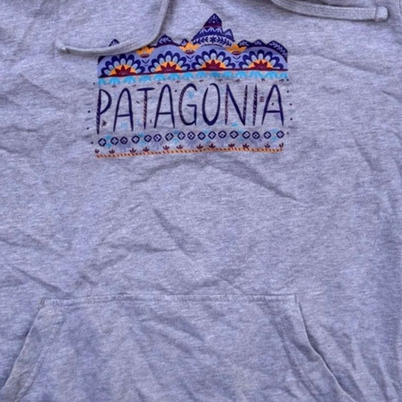 Patagonia Patagonia Hoodie Womens Gray Organic Cotton Mountain Graphic Pullover XS Boys? Not applicable Size XS / US 0-2 / IT 36-38 - 3 Thumbnail