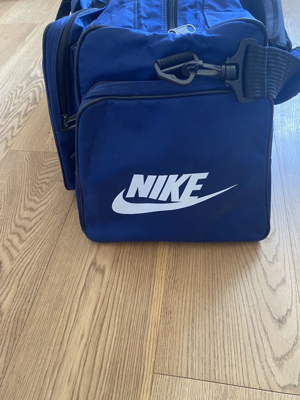 Nike NIKE Vintage Sampras Duffel/ Sports/ Tennis bag Size ONE SIZE - 3 Thumbnail