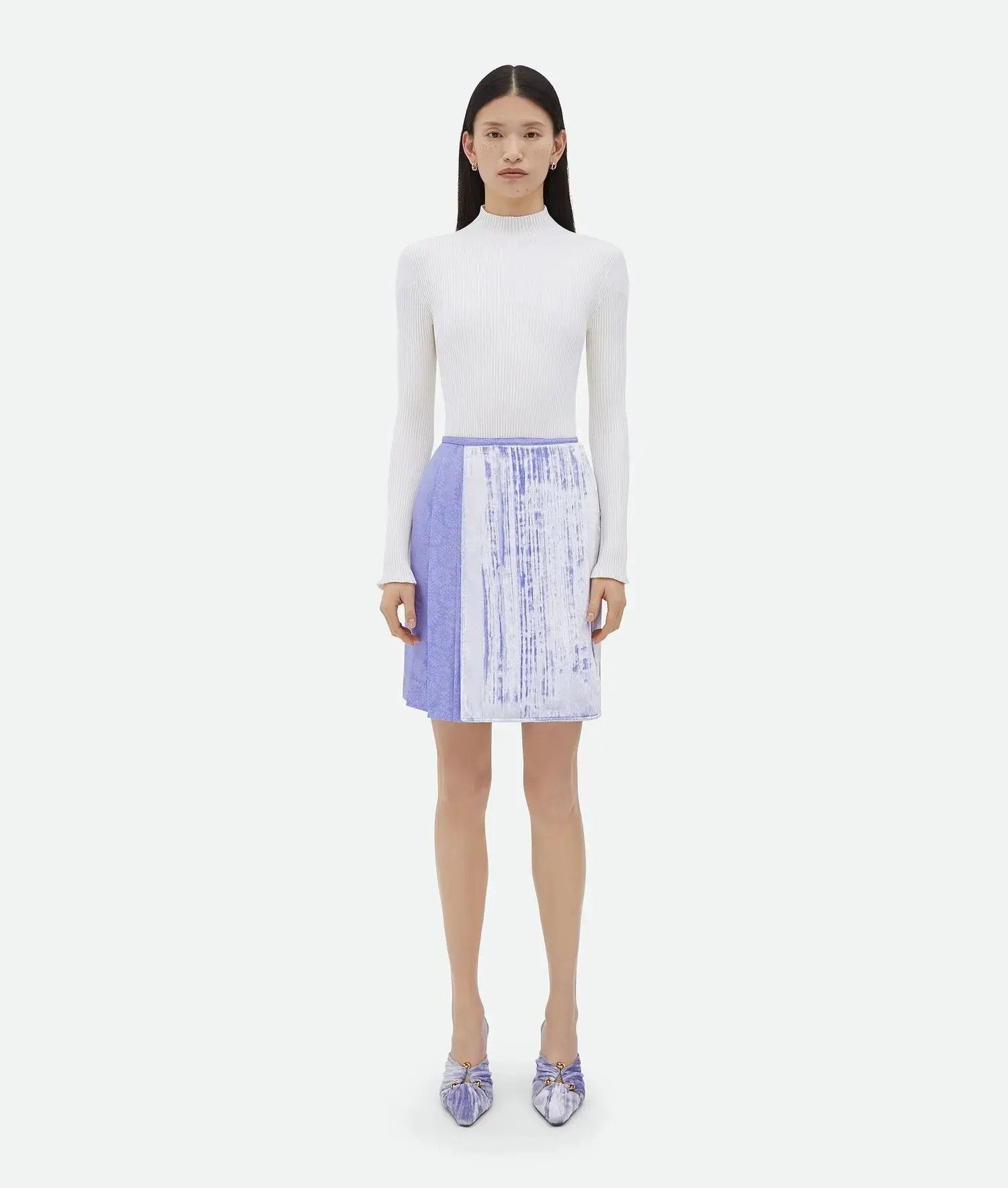 Bottega Veneta o1n1vont0925 Wrapped Viscose And Silk Velvet Mini Skirt Size 25" / US 0 / IT 36 - 1 Thumbnail