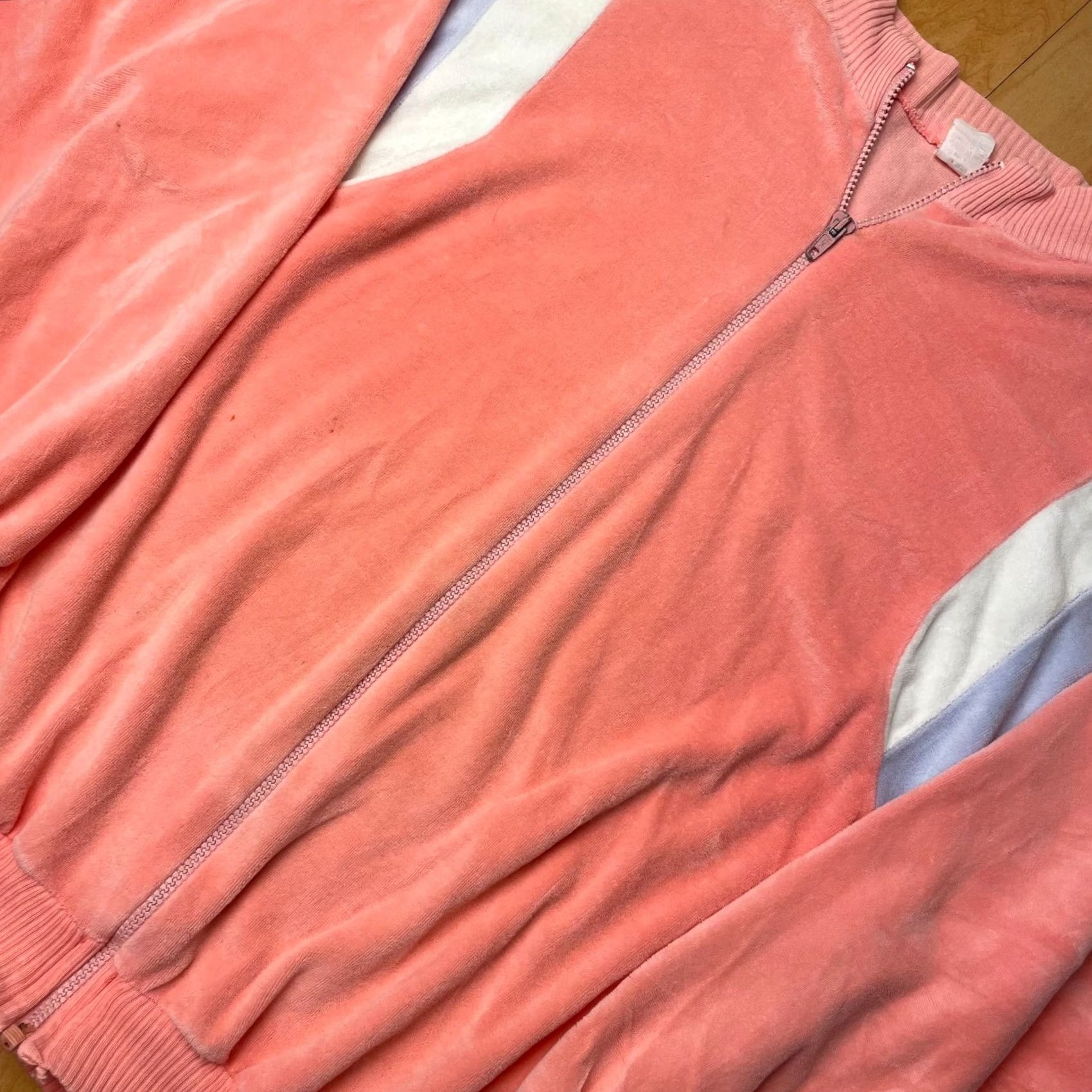 Etro It'S more specific and accurately reflects the item'S characteristics Size US M / EU 48-50 / 2 - 3 Thumbnail