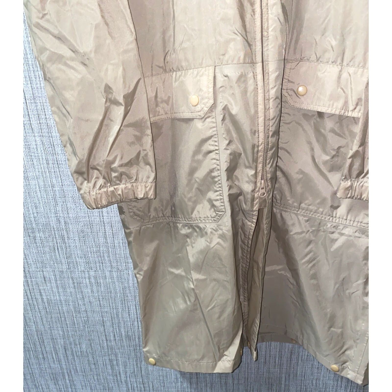 Vintage L.L. Bean Mens Beige Nylon Full Zip Rain Jacket Size S Size US S / EU 44-46 / 1 - 4 Thumbnail