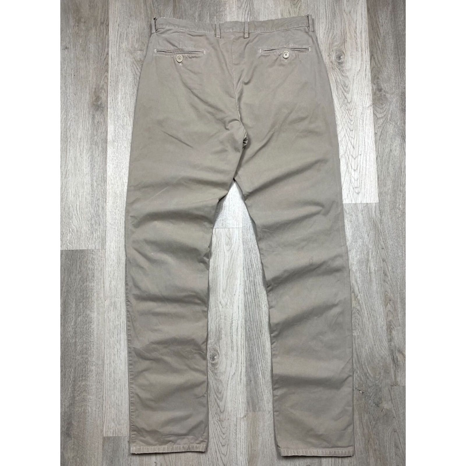 Aspesi Aspesi Vintage Chino Pants Mens Size 52 L Beige 34 Inseam 90 cm 114 cm Holiday 34 Inseam 90 cm Mens Beige Chino pants 52L vintage Aspesi Size US 34 / EU 50 - 7 Thumbnail