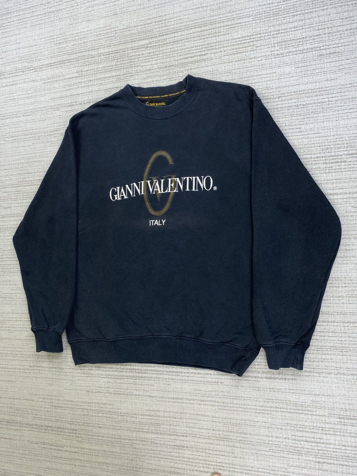 Gianni Valentino × Valentino × Vintage Vintage 90s Gianni Valentino Embroidery Logo Sweatshirt Size US M / EU 48-50 / 2 - 4 Thumbnail