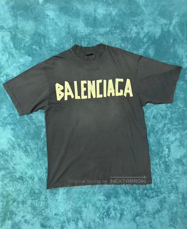 Balenciaga Balenciaga Tape Logo Short Sleeve Tee. Size US S / EU 44-46 / 1 - 1 Thumbnail