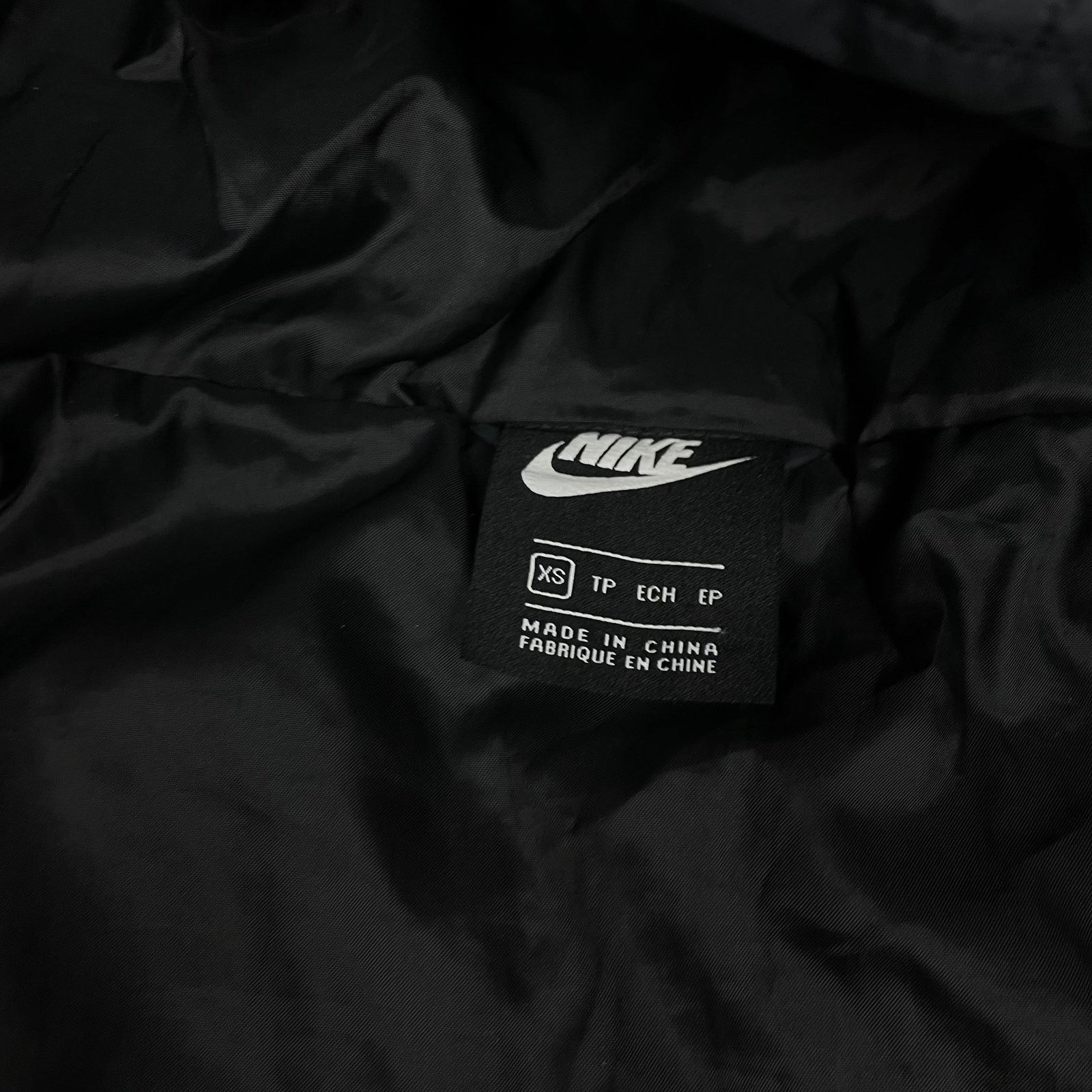Nike Nike Women's Black Long Sleeve Hooded Puffer Jacket XS Size XS / US 0-2 / IT 36-38 - 16 Thumbnail