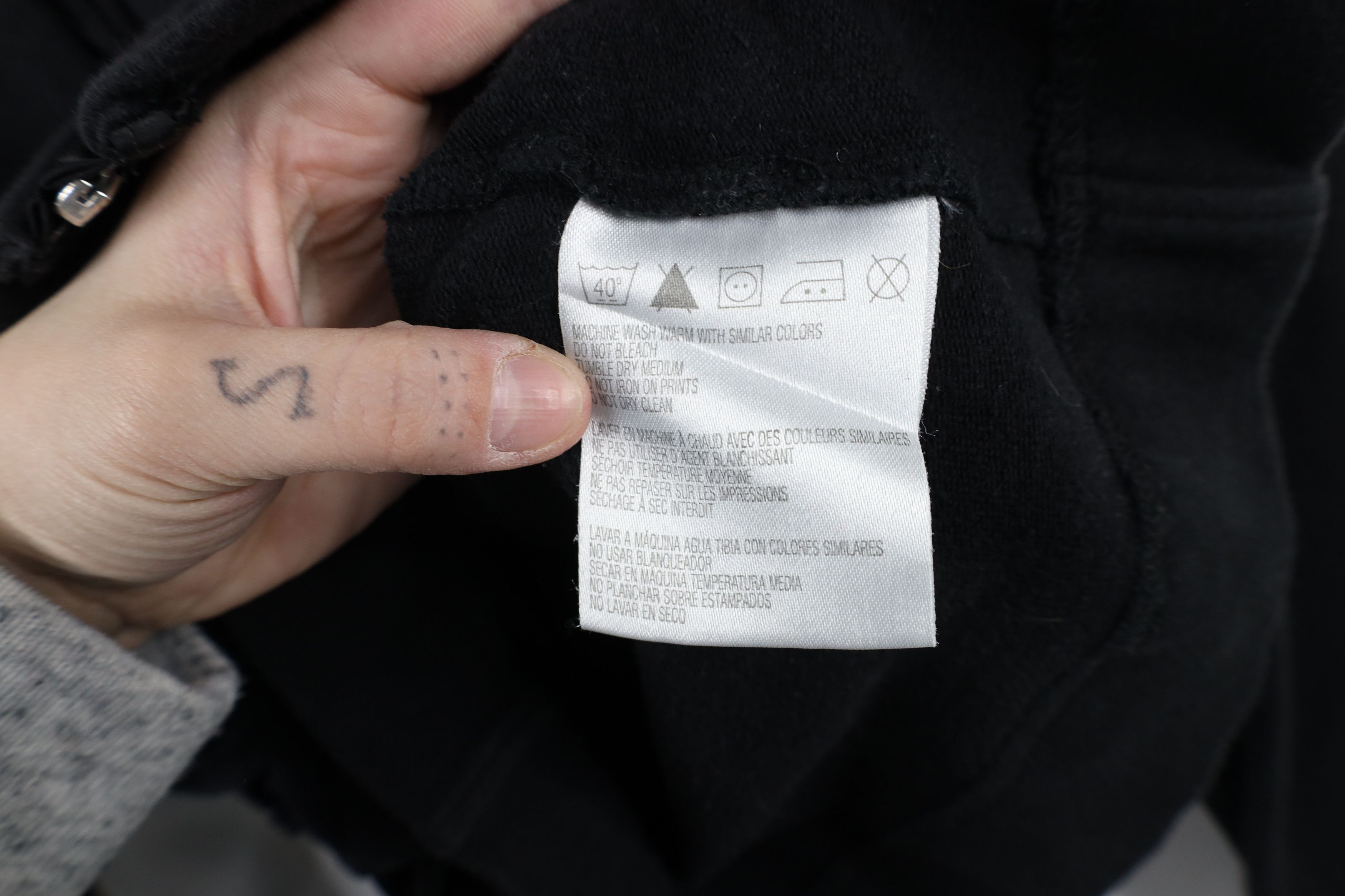 Harley Davidson × Vintage Vintage 90s Harley Davidson Tie Tribal Full Zip Hoodie Black Size M / US 6-8 / IT 42-44 - 8 Thumbnail